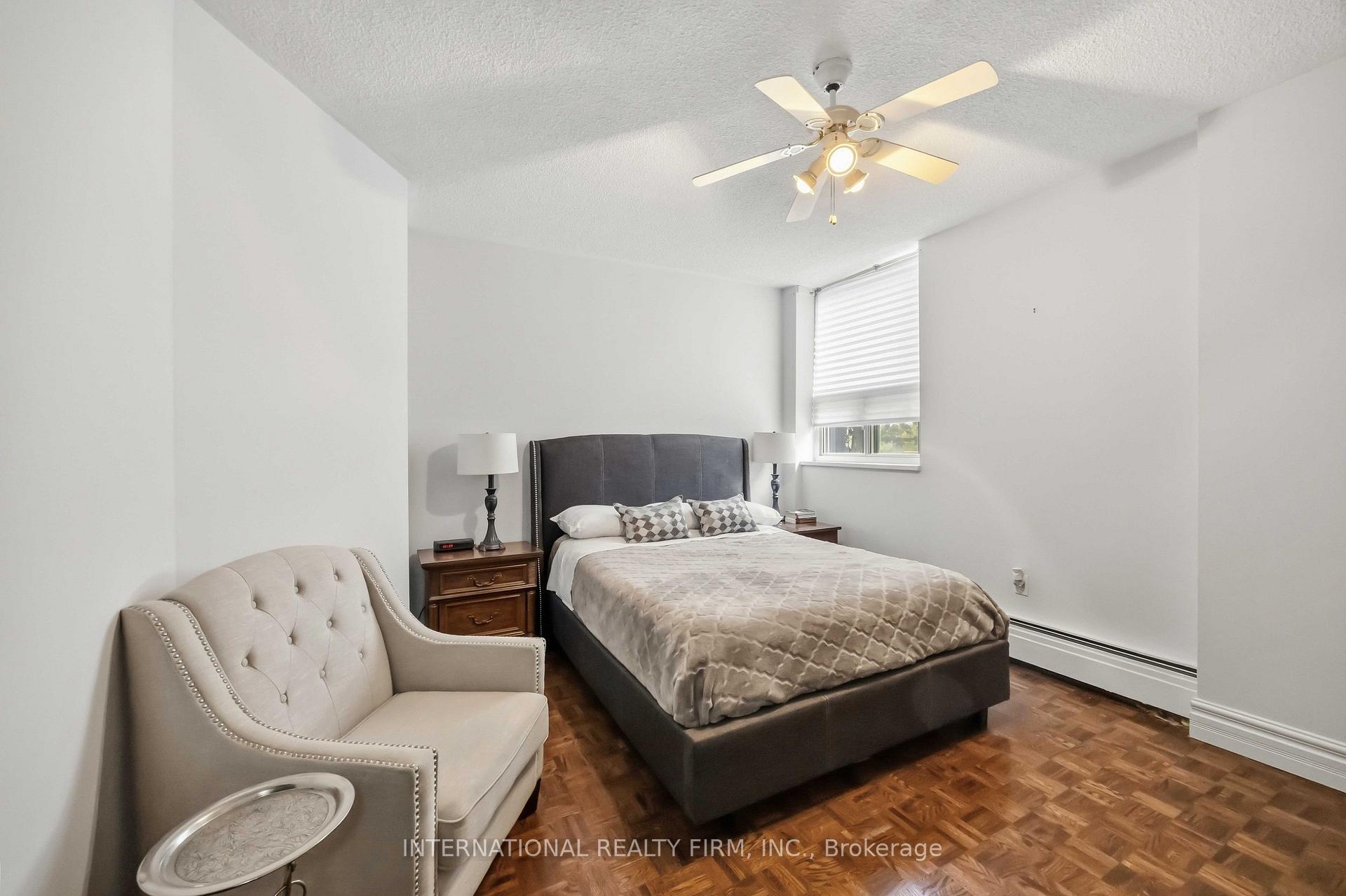 Photo 11 of Unit 101, 151 La Rose Avenue E, Etobicoke, Humber Heights — HOMEH