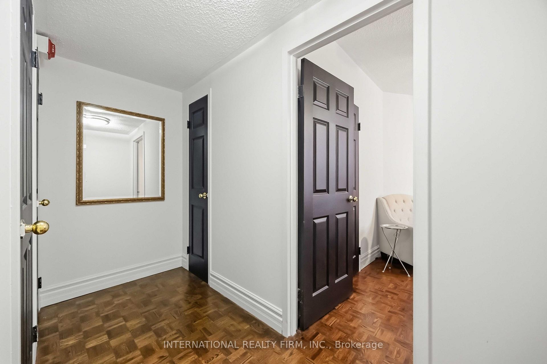 Photo 13 of Unit 101, 151 La Rose Avenue E, Etobicoke, Humber Heights — HOMEH
