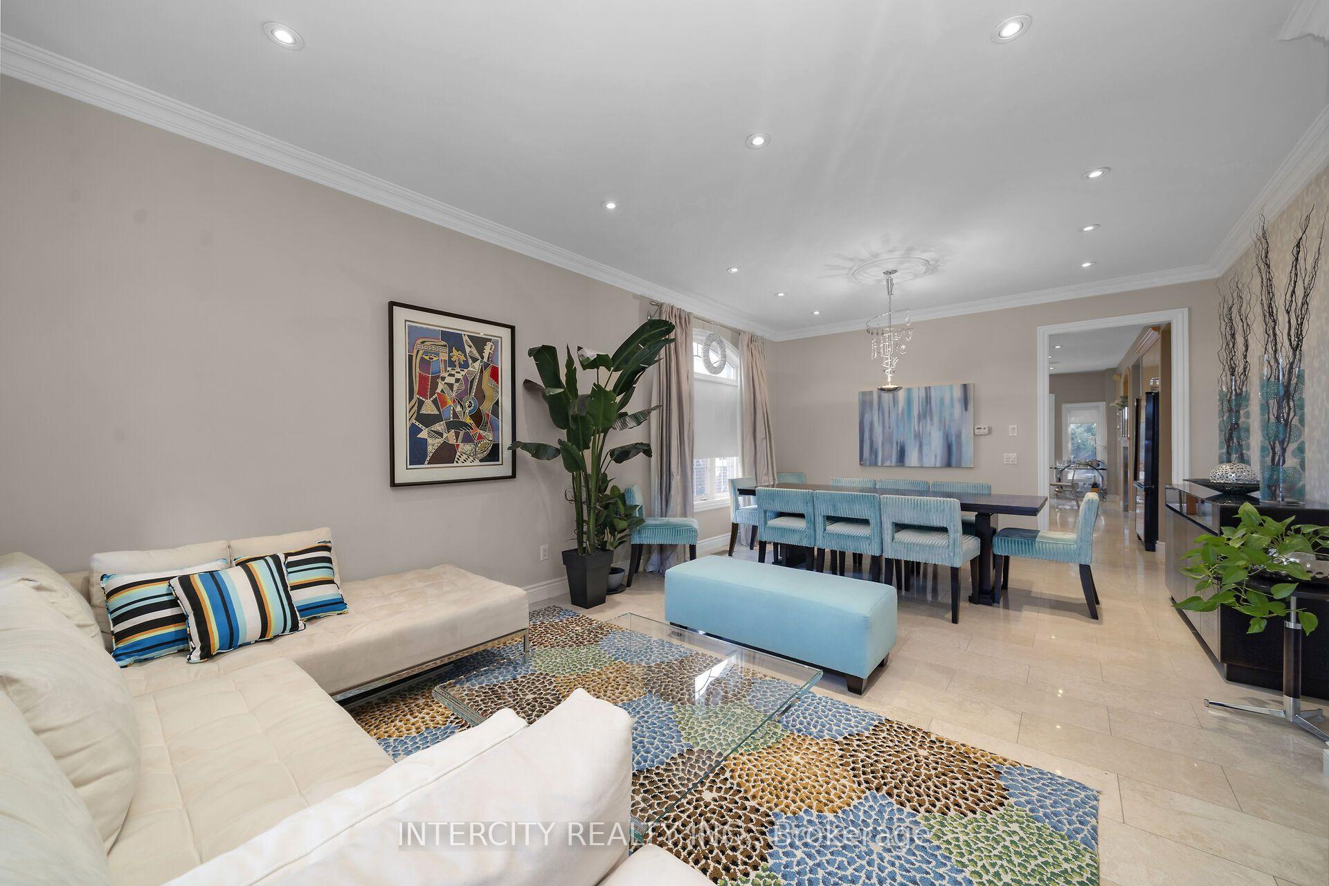 Photo 6 of 59 Kimber Crescent, Vaughan, East Woodbridge — HOMEH