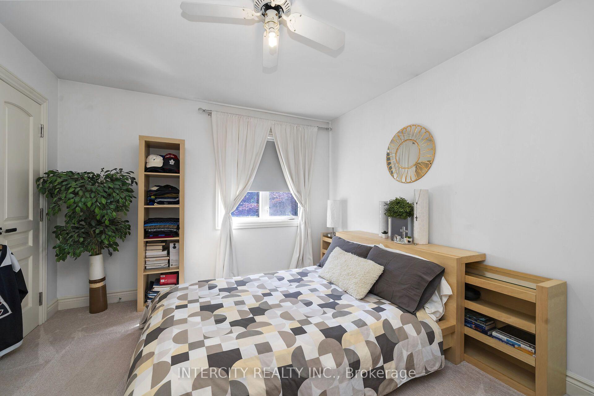 Photo 28 of 59 Kimber Crescent, Vaughan, East Woodbridge — HOMEH