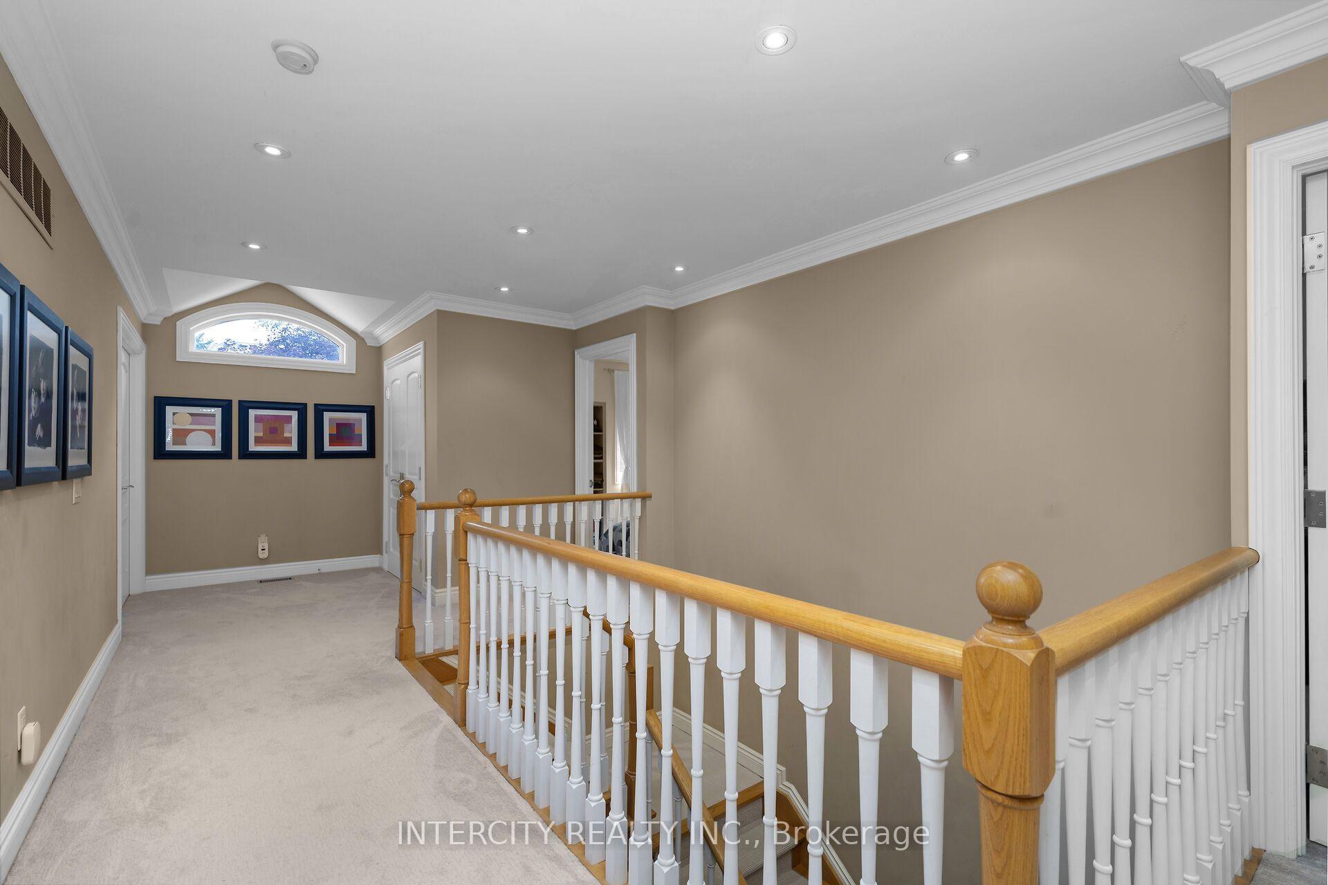 Photo 37 of 59 Kimber Crescent, Vaughan, East Woodbridge — HOMEH