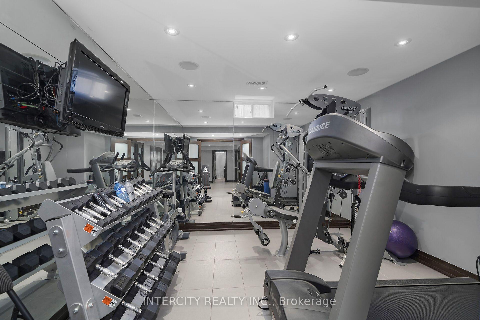 Photo 42 of 59 Kimber Crescent, Vaughan, East Woodbridge — HOMEH