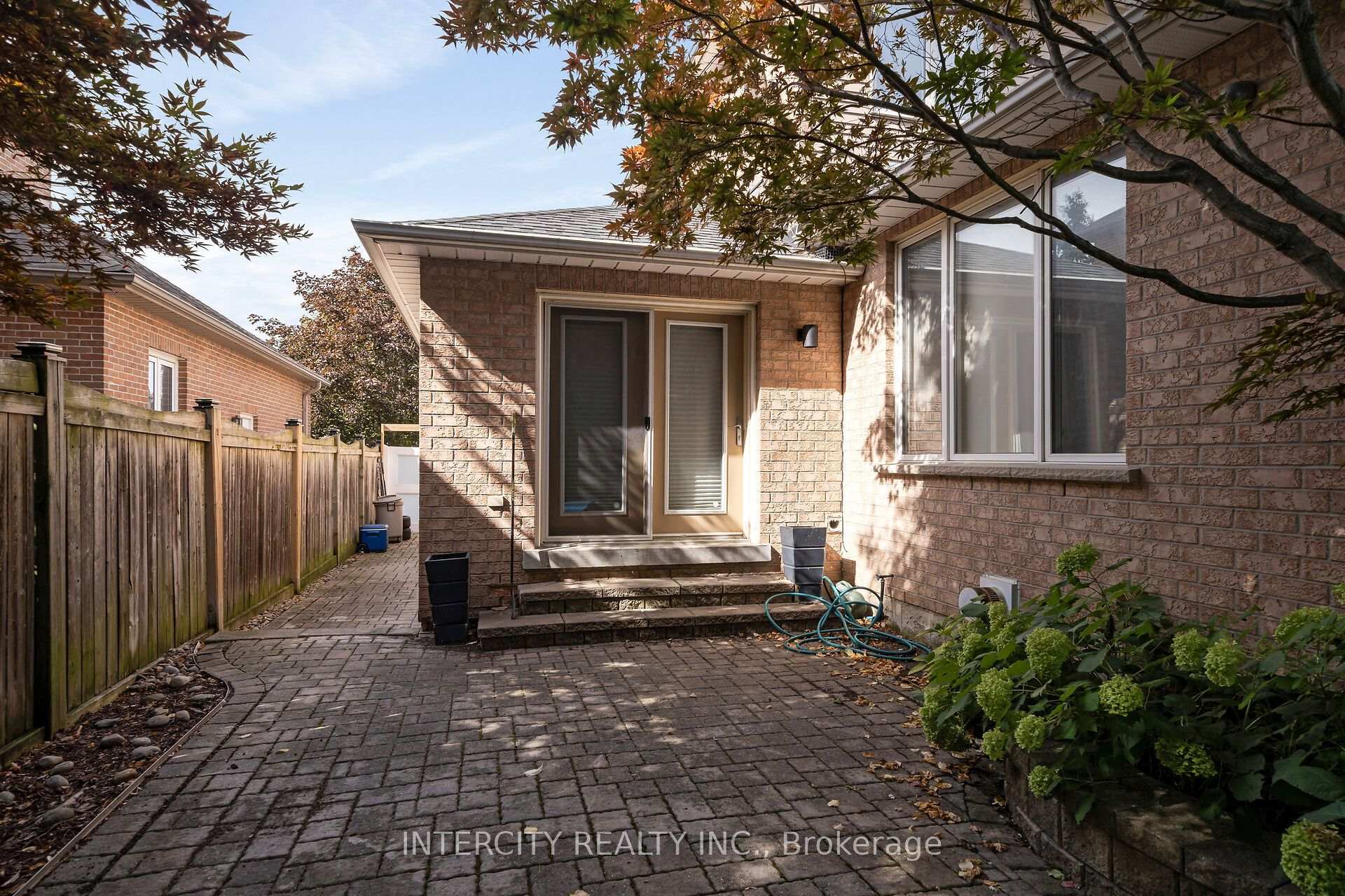 Photo 50 of 59 Kimber Crescent, Vaughan, East Woodbridge — HOMEH