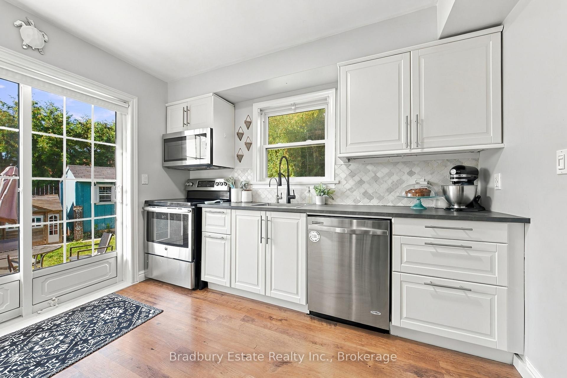 Photo 12 of 2301 Barclay Road, Burlington, Brant — HOMEH