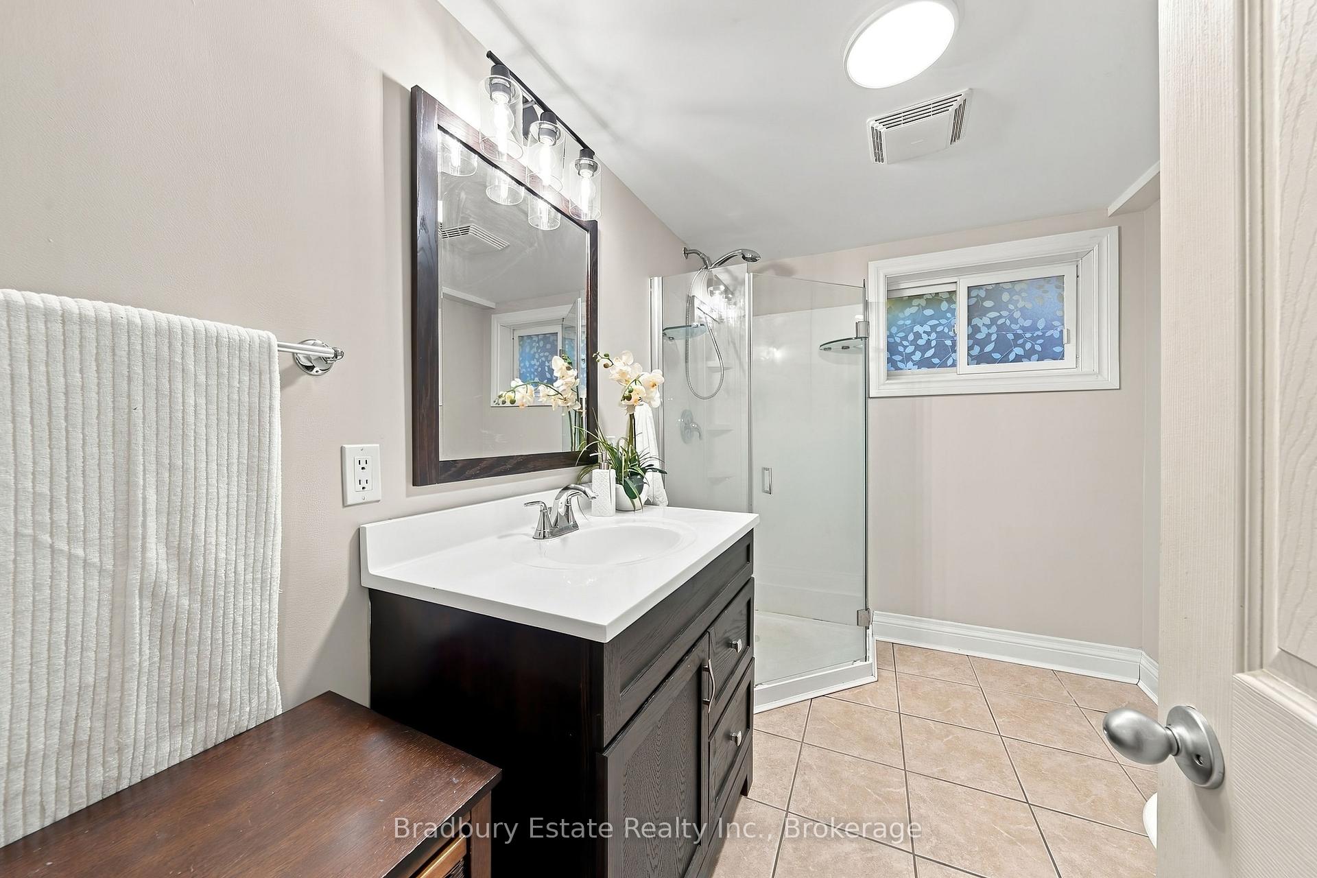 Photo 30 of 2301 Barclay Road, Burlington, Brant — HOMEH
