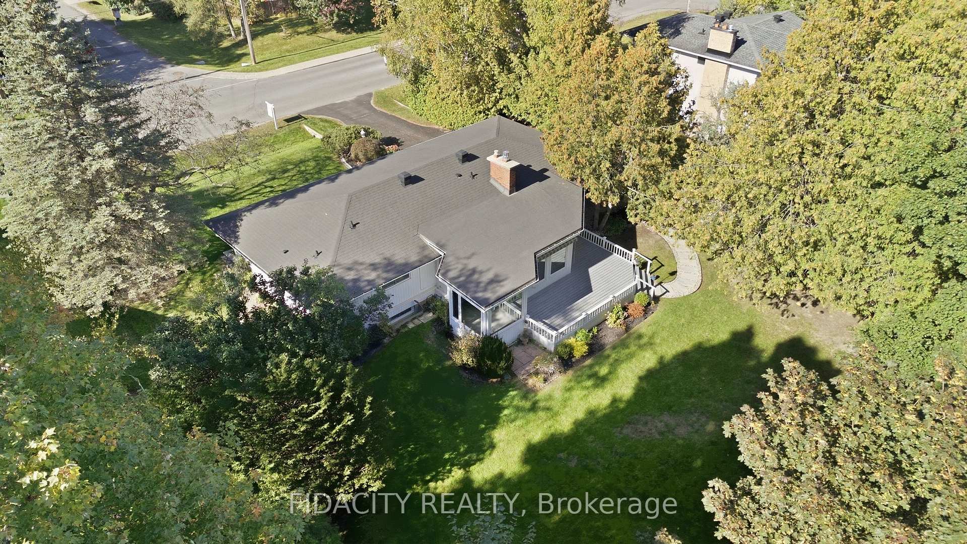 Photo 3 of 36 Beverly Street, Ottawa, Stittsville (Central) — HOMEH