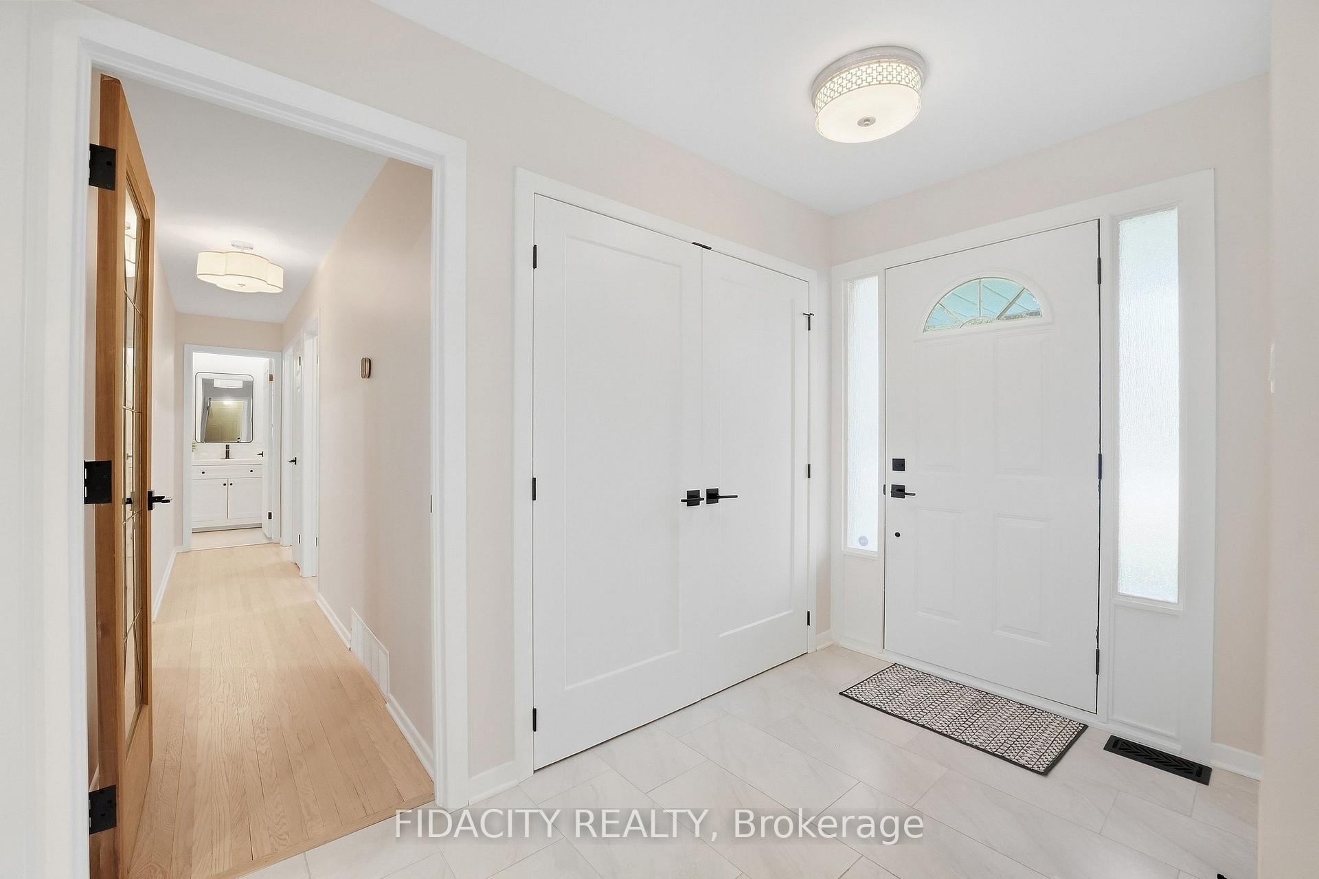 Photo 6 of 36 Beverly Street, Ottawa, Stittsville (Central) — HOMEH