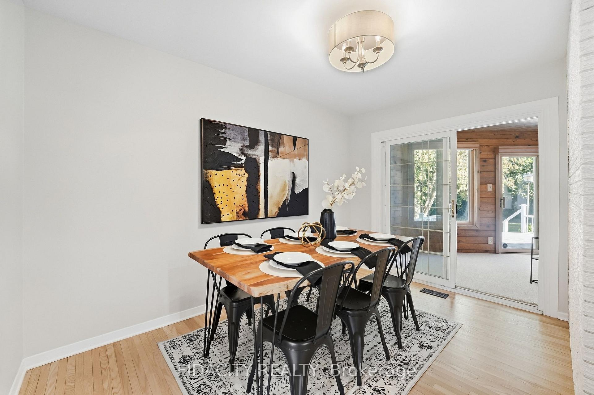 Photo 15 of 36 Beverly Street, Ottawa, Stittsville (Central) — HOMEH