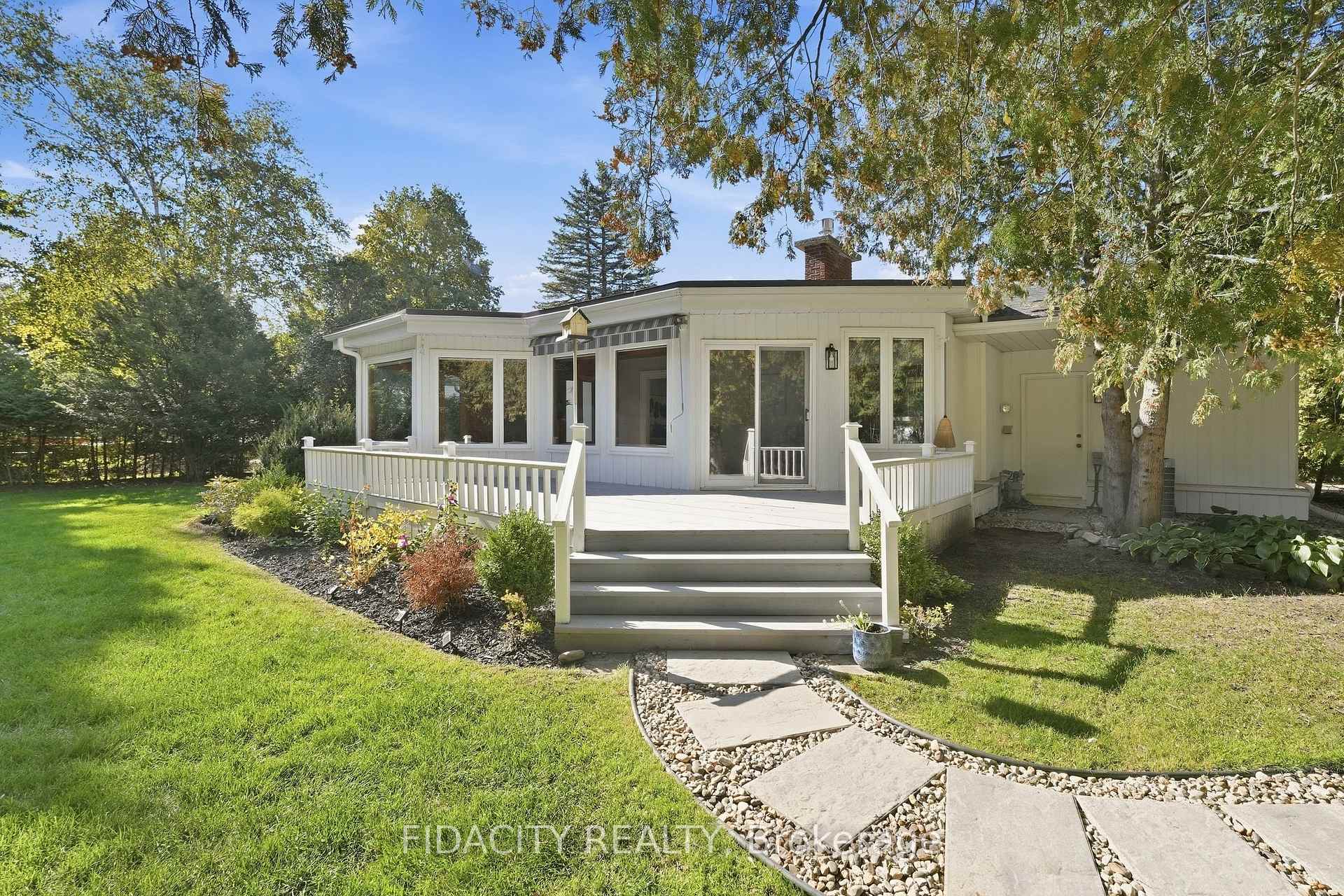 Photo 33 of 36 Beverly Street, Ottawa, Stittsville (Central) — HOMEH