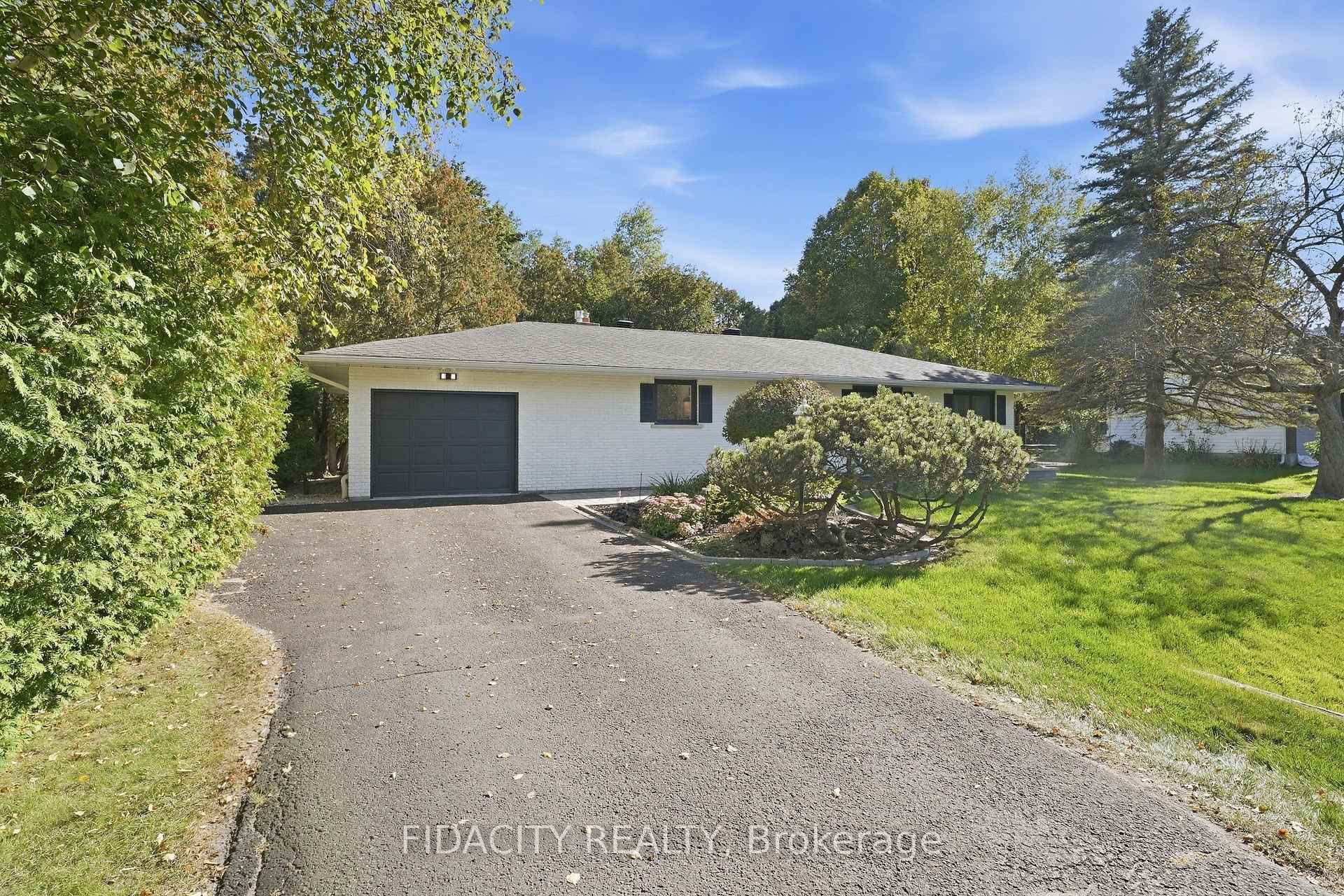 Photo 47 of 36 Beverly Street, Ottawa, Stittsville (Central) — HOMEH