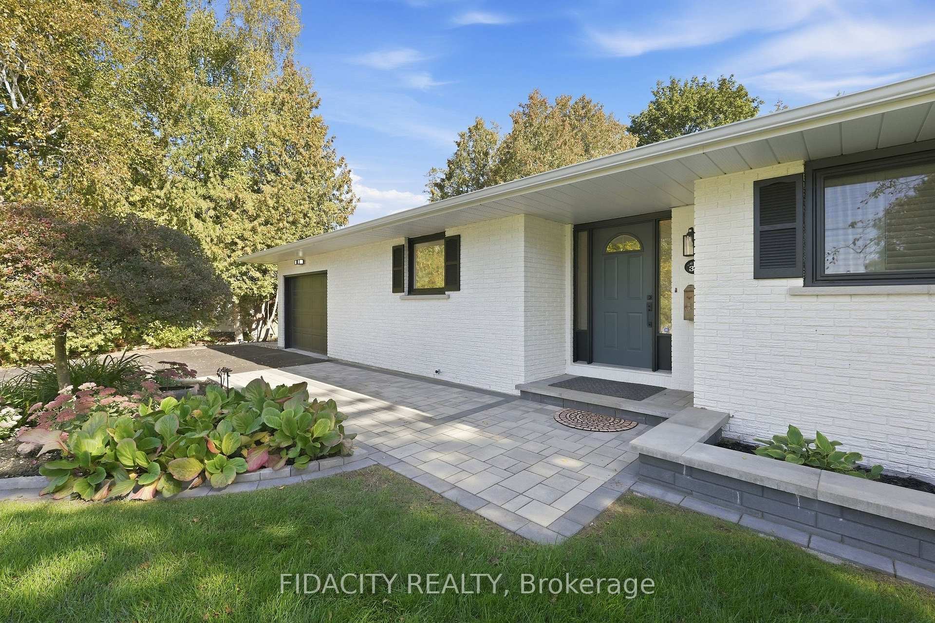 Photo 48 of 36 Beverly Street, Ottawa, Stittsville (Central) — HOMEH