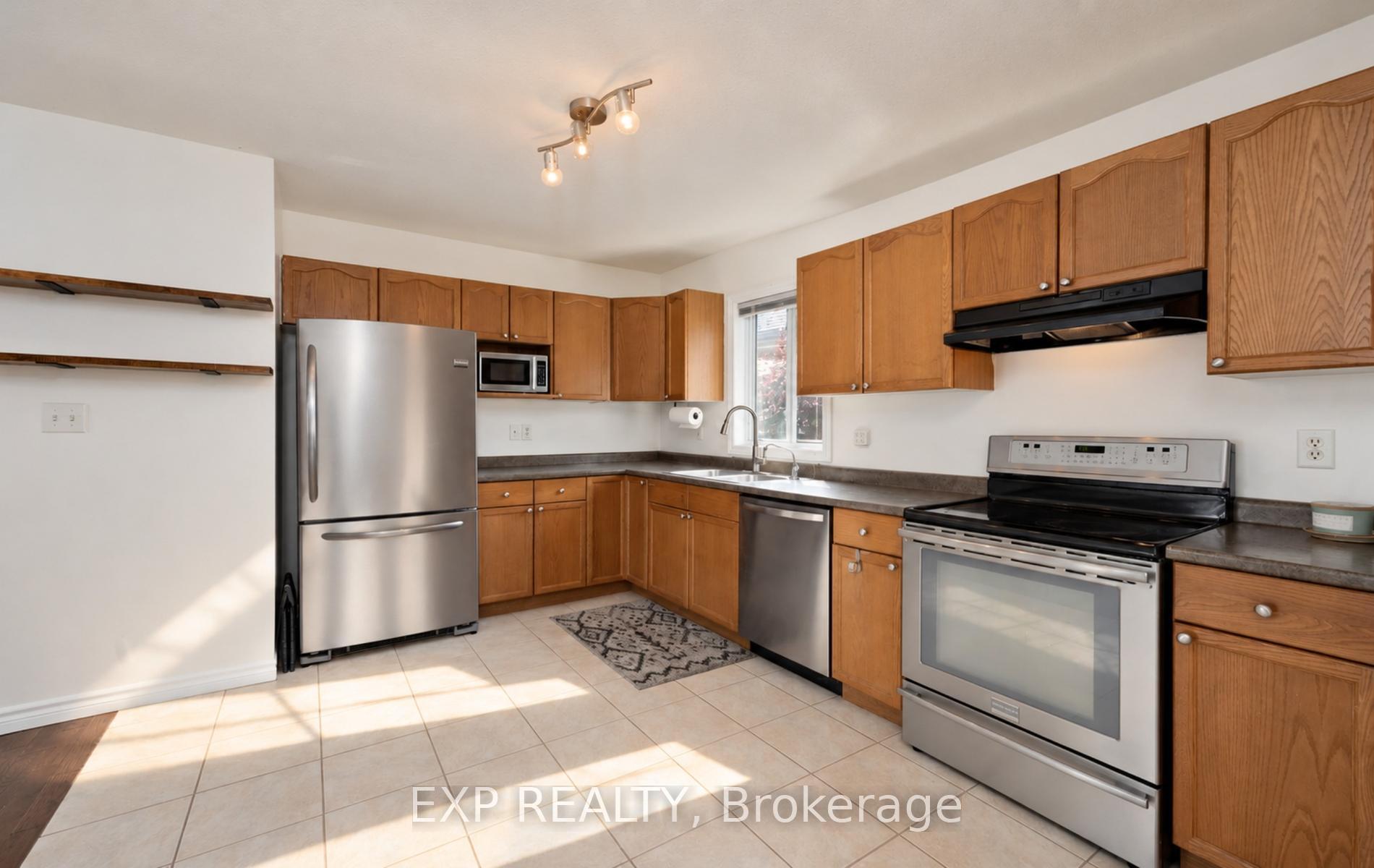 Photo 9 of 65 Kerr Crescent, Ingersoll, Ingersoll - North — HOMEH