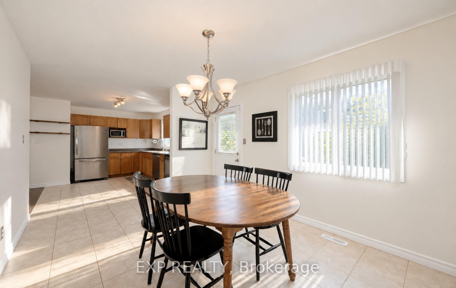 Photo 11 of 65 Kerr Crescent, Ingersoll, Ingersoll - North — HOMEH