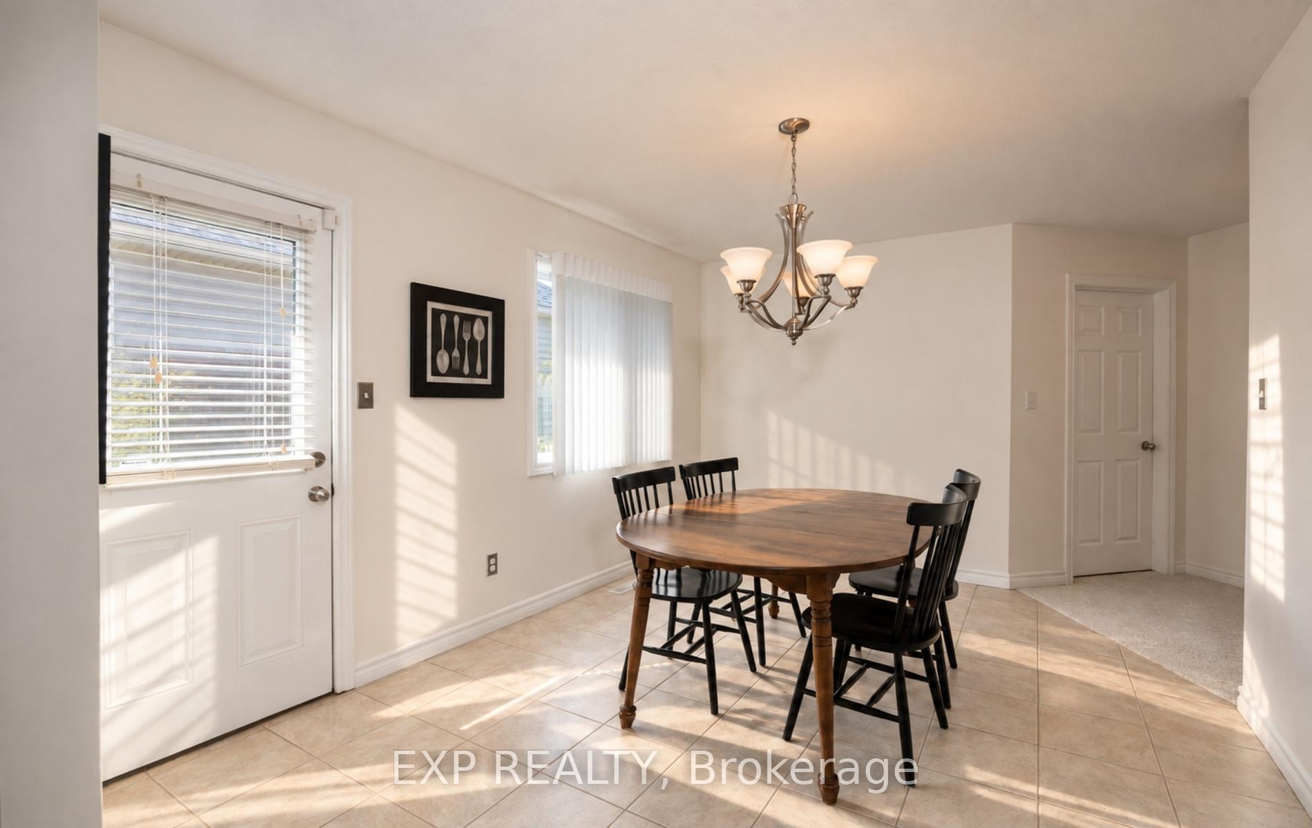 Photo 12 of 65 Kerr Crescent, Ingersoll, Ingersoll - North — HOMEH