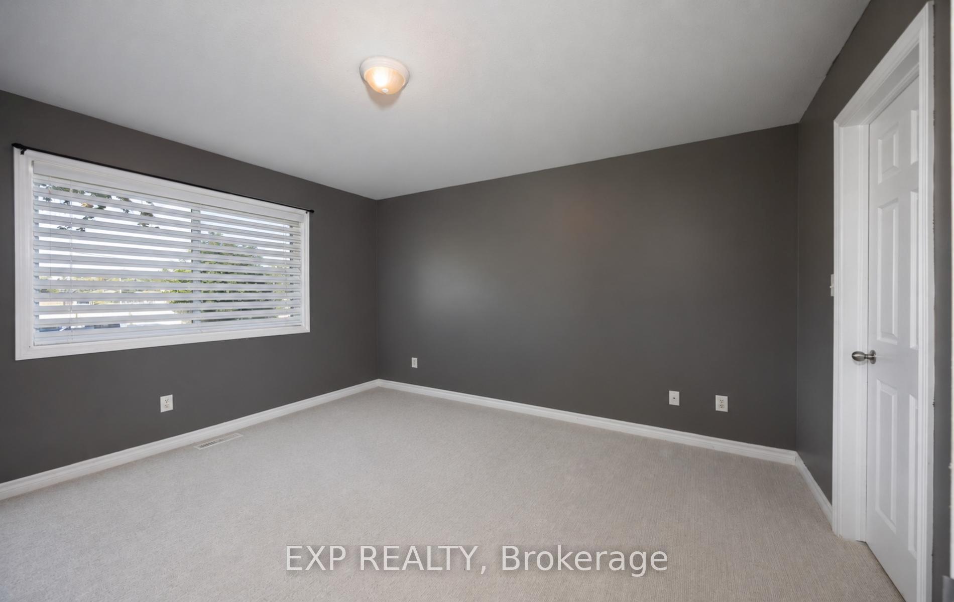 Photo 17 of 65 Kerr Crescent, Ingersoll, Ingersoll - North — HOMEH