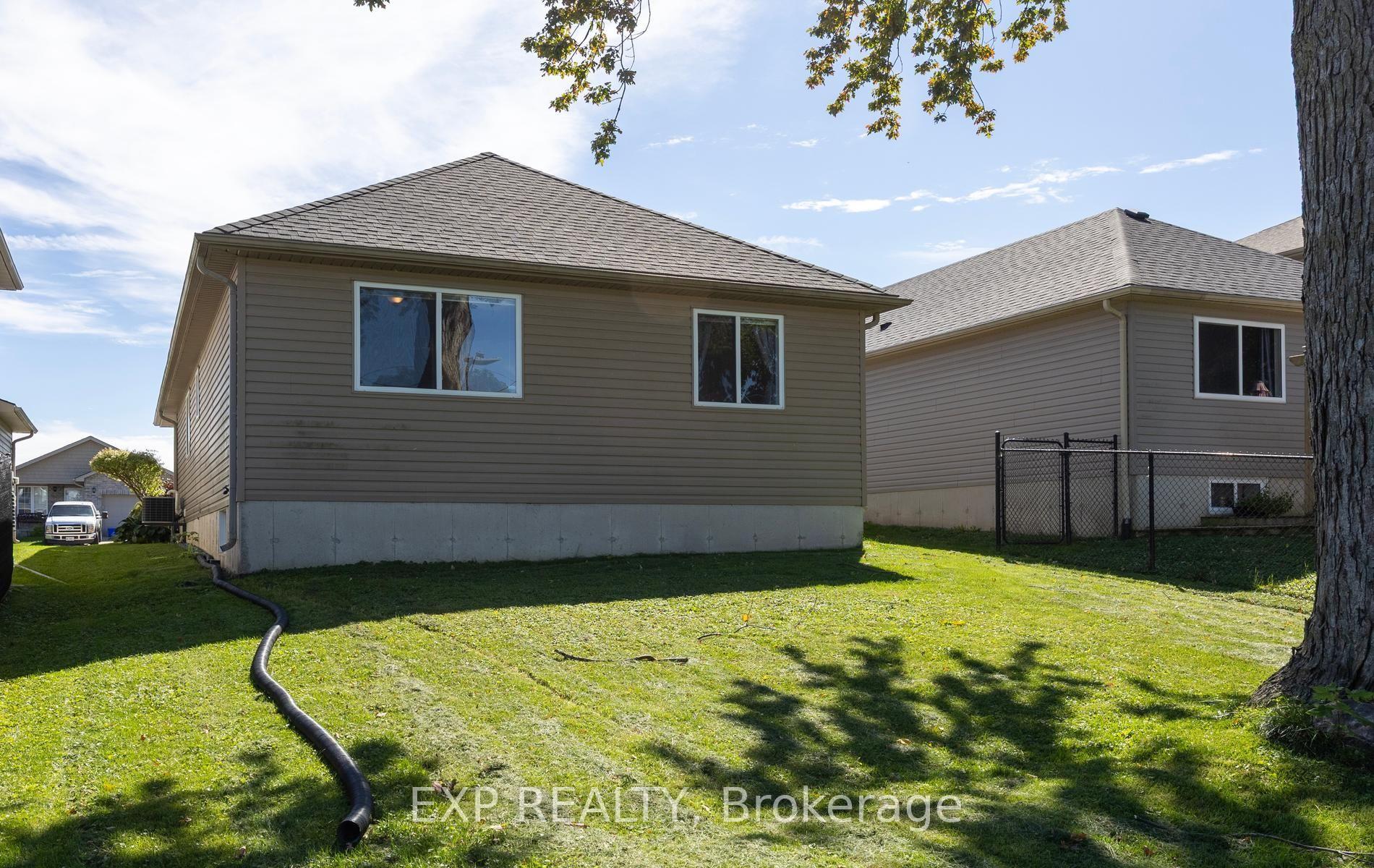 Photo 30 of 65 Kerr Crescent, Ingersoll, Ingersoll - North — HOMEH