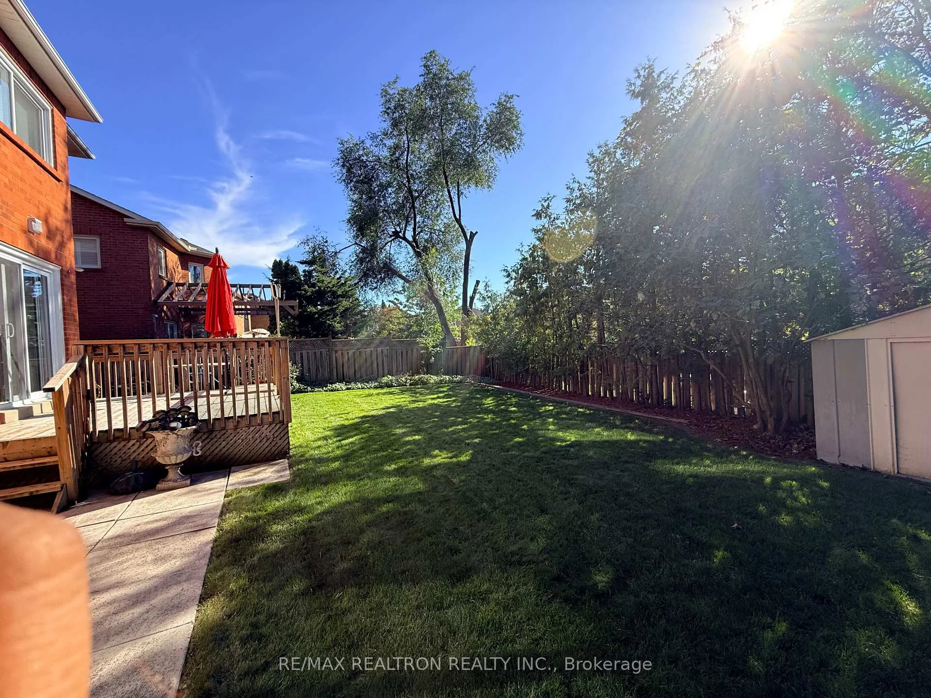Photo 29 of 8 Waterdown Crescent, Whitby, Rolling Acres — HOMEH