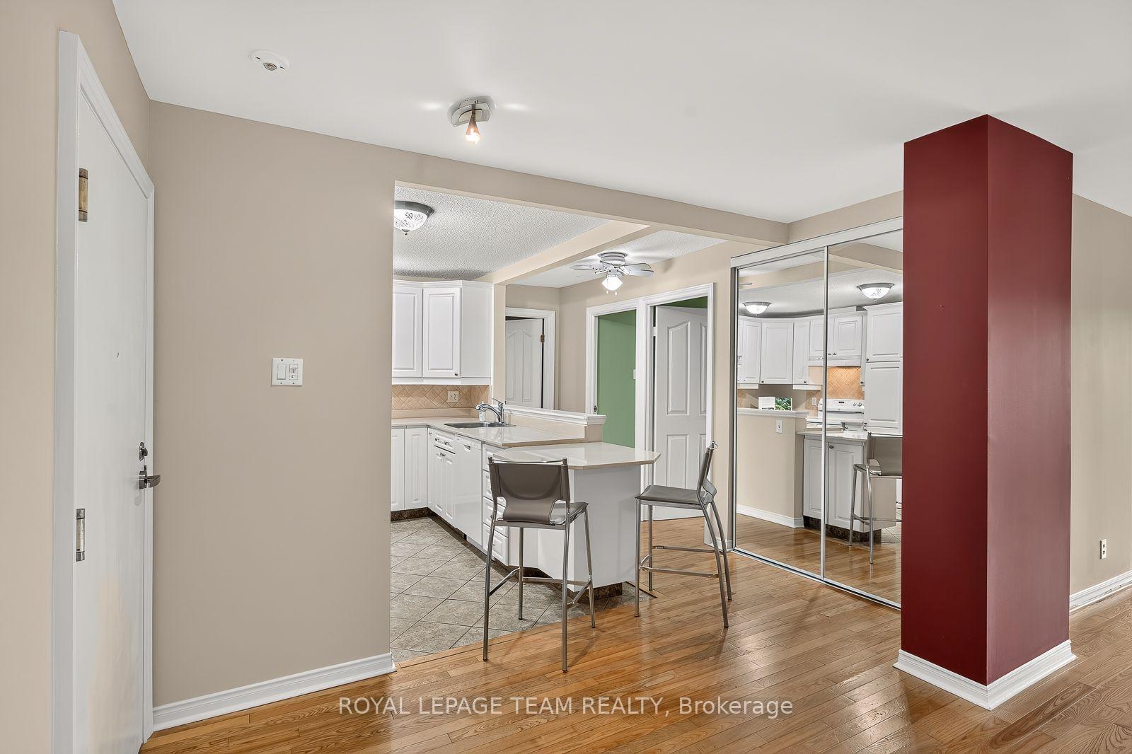 Photo 4 of Unit 409, 40 Landry Street, Ottawa, Vanier — HOMEH