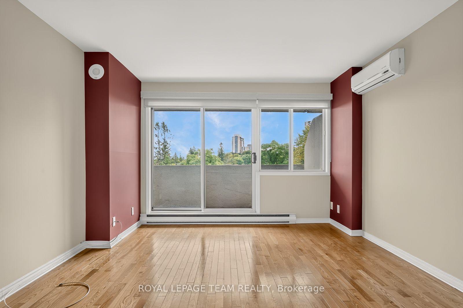 Photo 11 of Unit 409, 40 Landry Street, Ottawa, Vanier — HOMEH