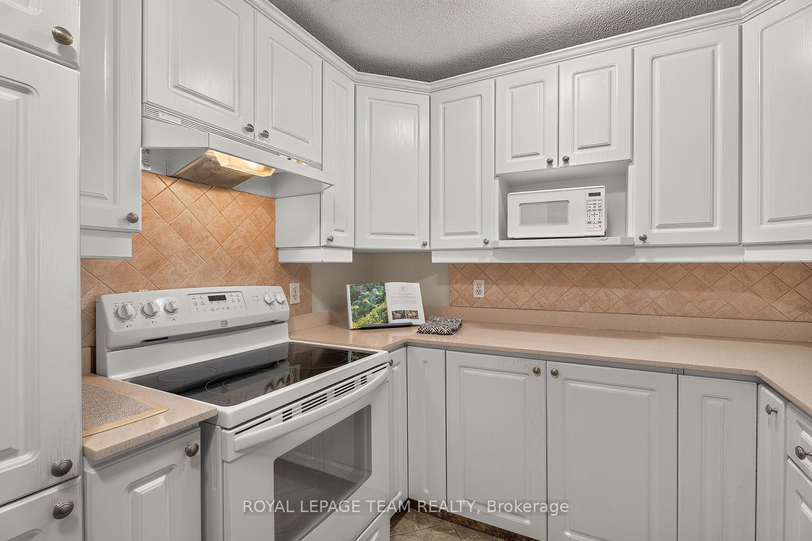 Photo 15 of Unit 409, 40 Landry Street, Ottawa, Vanier — HOMEH