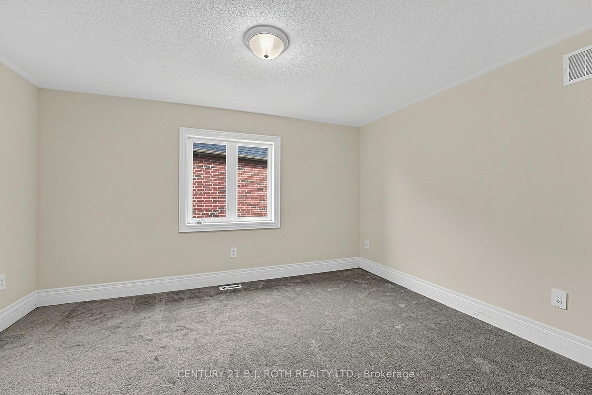 Photo 31 of 55 Sanford Circle, Springwater, Centre Vespra — HOMEH