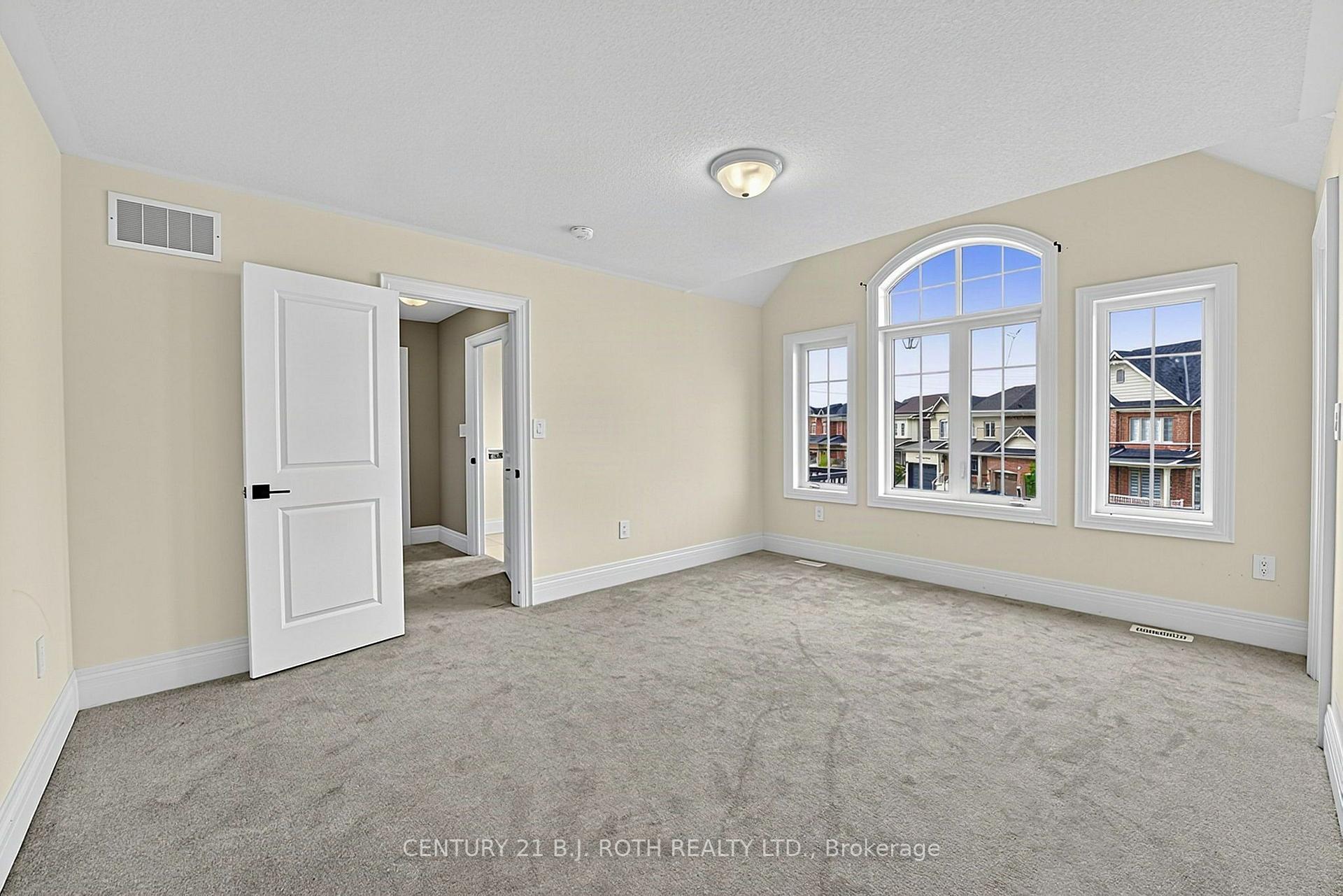 Photo 36 of 55 Sanford Circle, Springwater, Centre Vespra — HOMEH