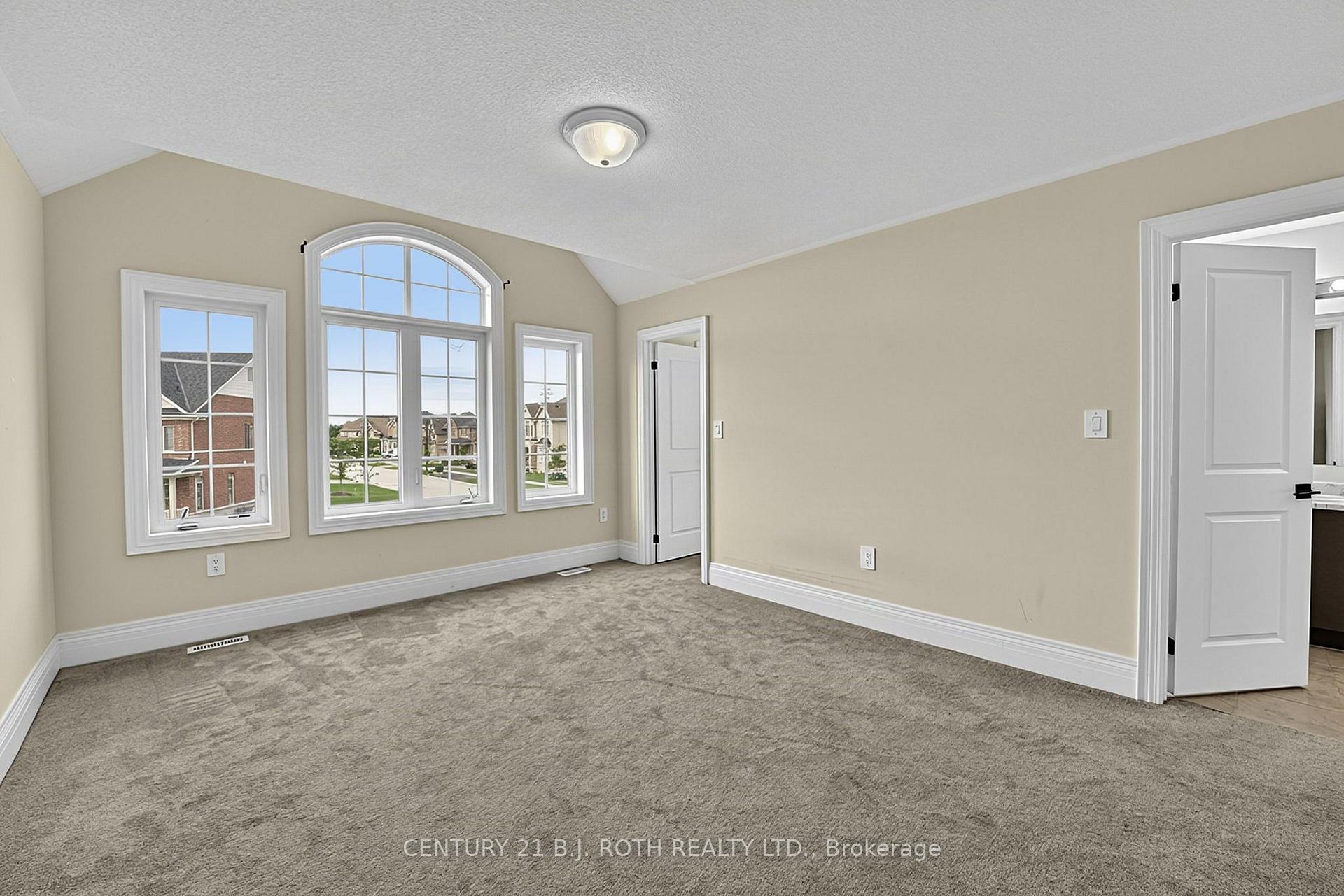 Photo 37 of 55 Sanford Circle, Springwater, Centre Vespra — HOMEH