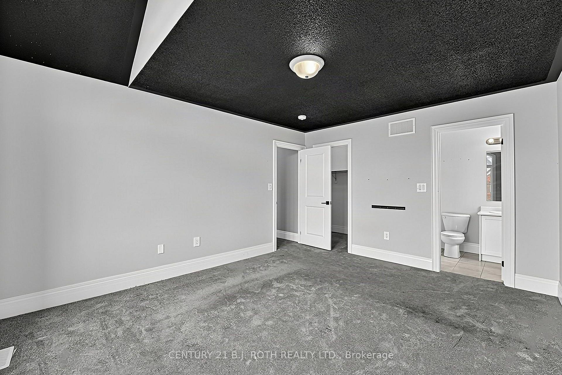 Photo 42 of 55 Sanford Circle, Springwater, Centre Vespra — HOMEH