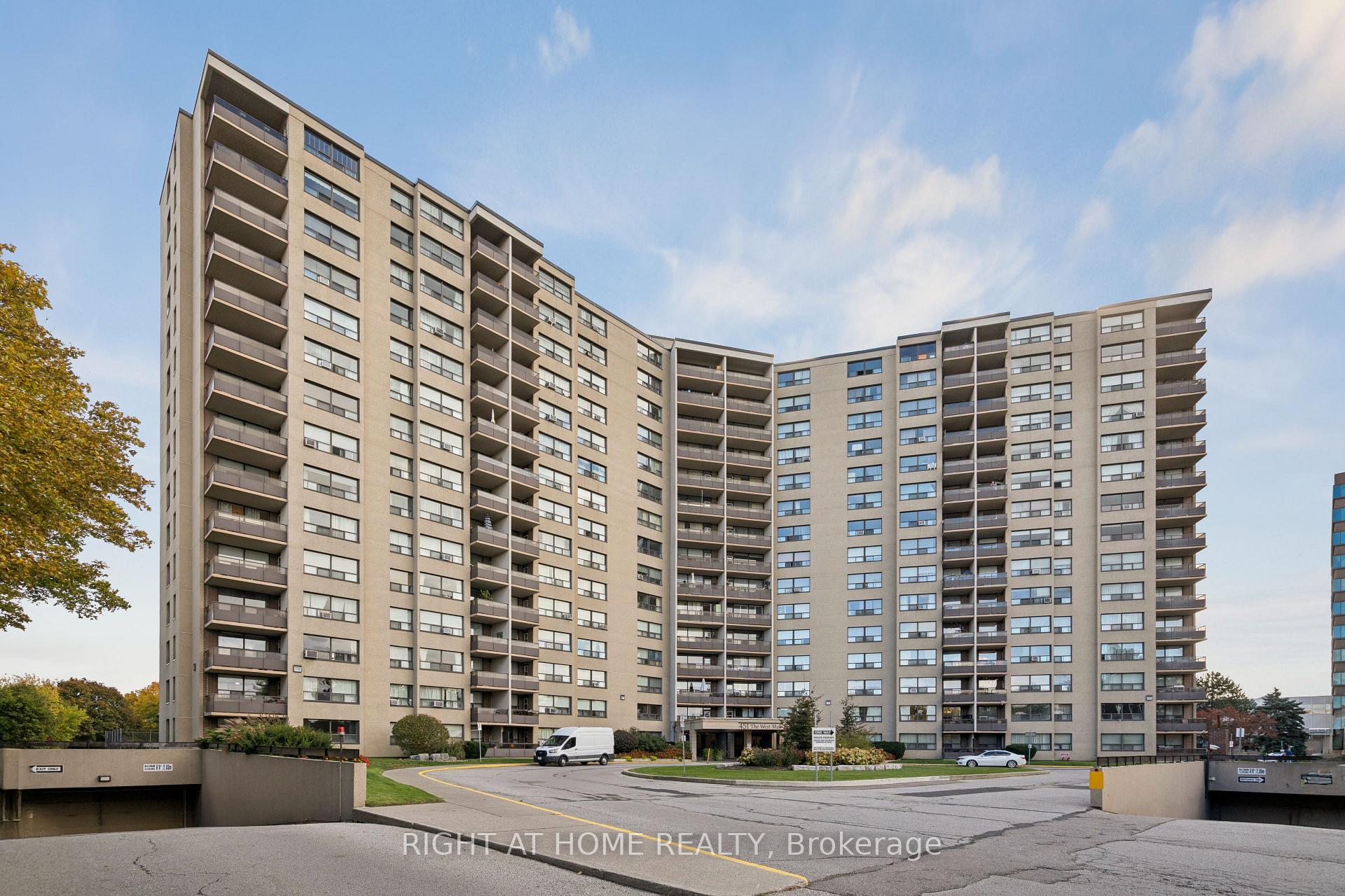 Photo of Unit 807, 451 The West Mall