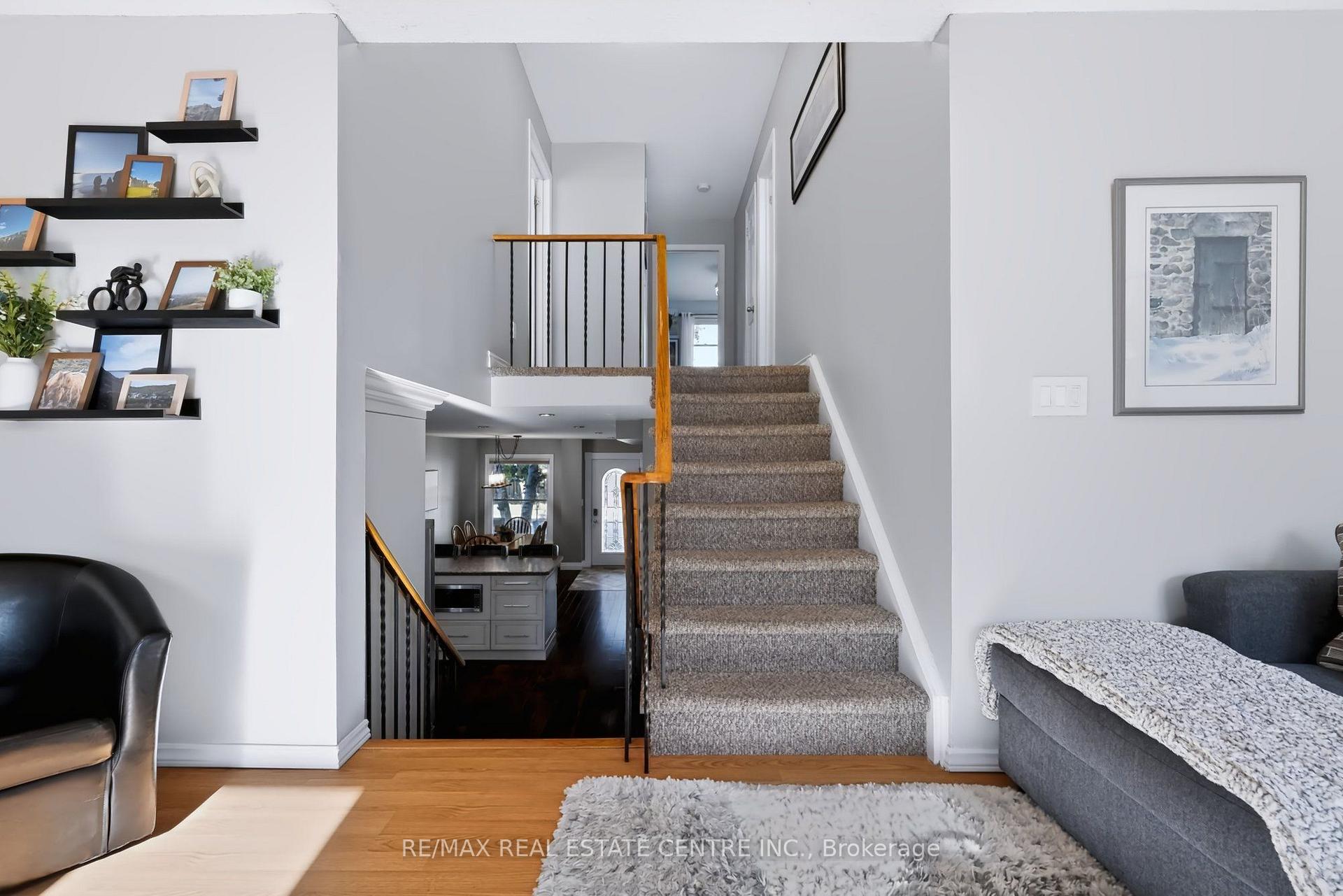 Photo 19 of 220 Harvest Drive, Milton, Bronte Meadows — HOMEH