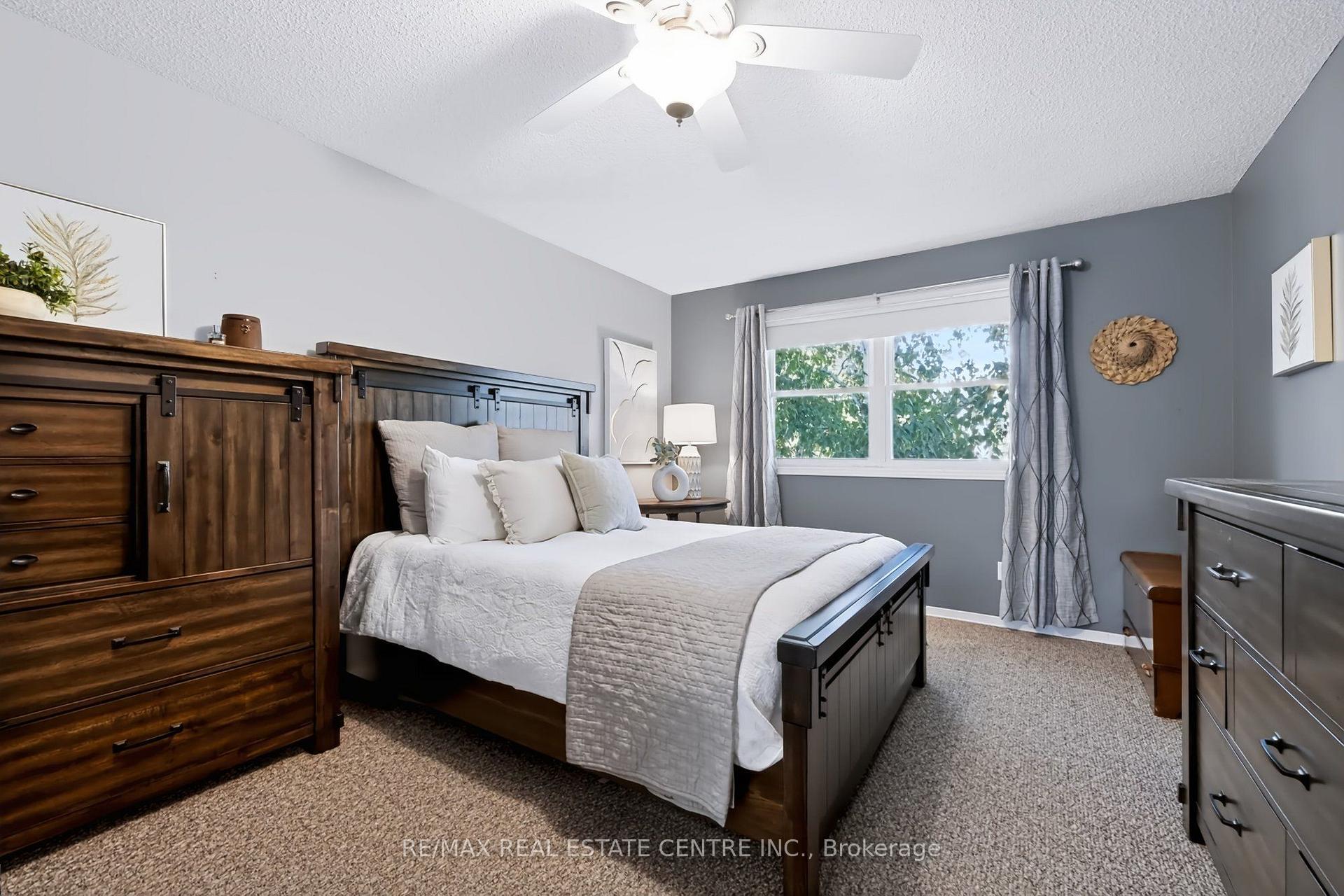 Photo 21 of 220 Harvest Drive, Milton, Bronte Meadows — HOMEH