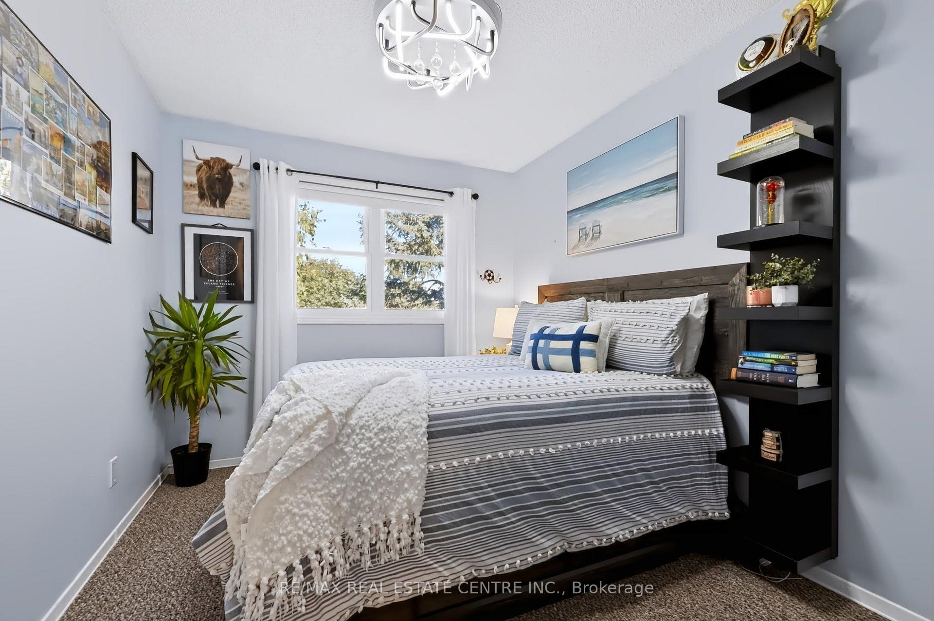 Photo 26 of 220 Harvest Drive, Milton, Bronte Meadows — HOMEH
