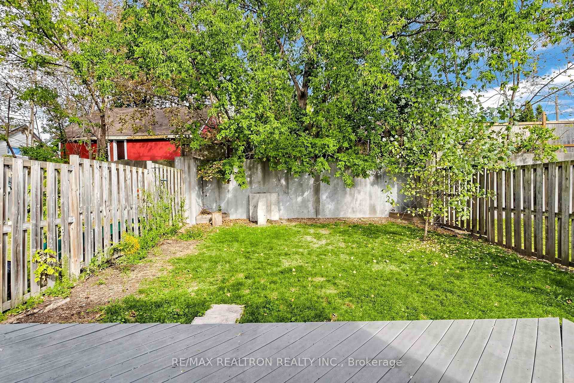 Photo 12 of 185 Parkhill Road, Peterborough, Town Ward 3 — HOMEH