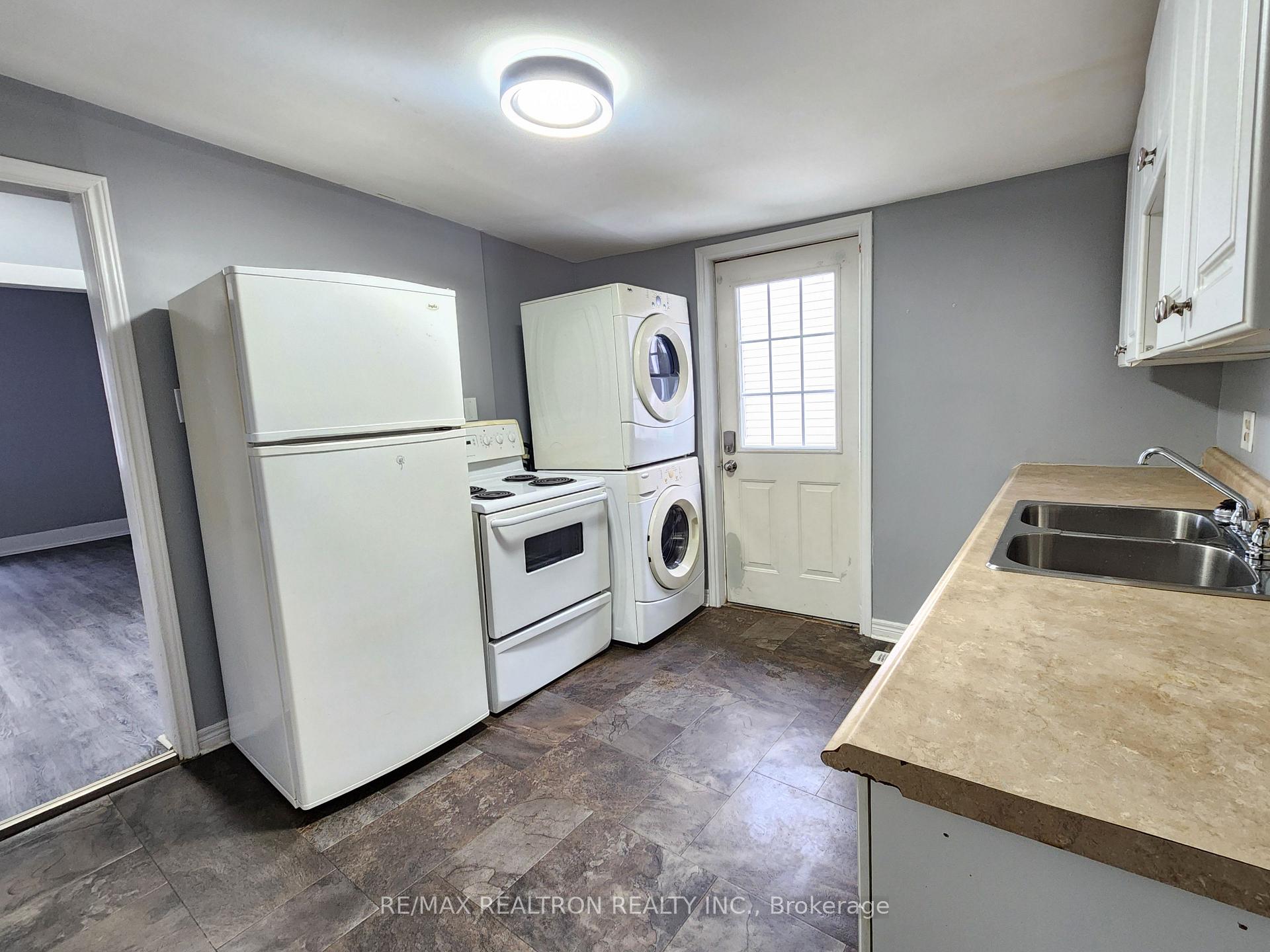 Photo 28 of 185 Parkhill Road, Peterborough, Town Ward 3 — HOMEH