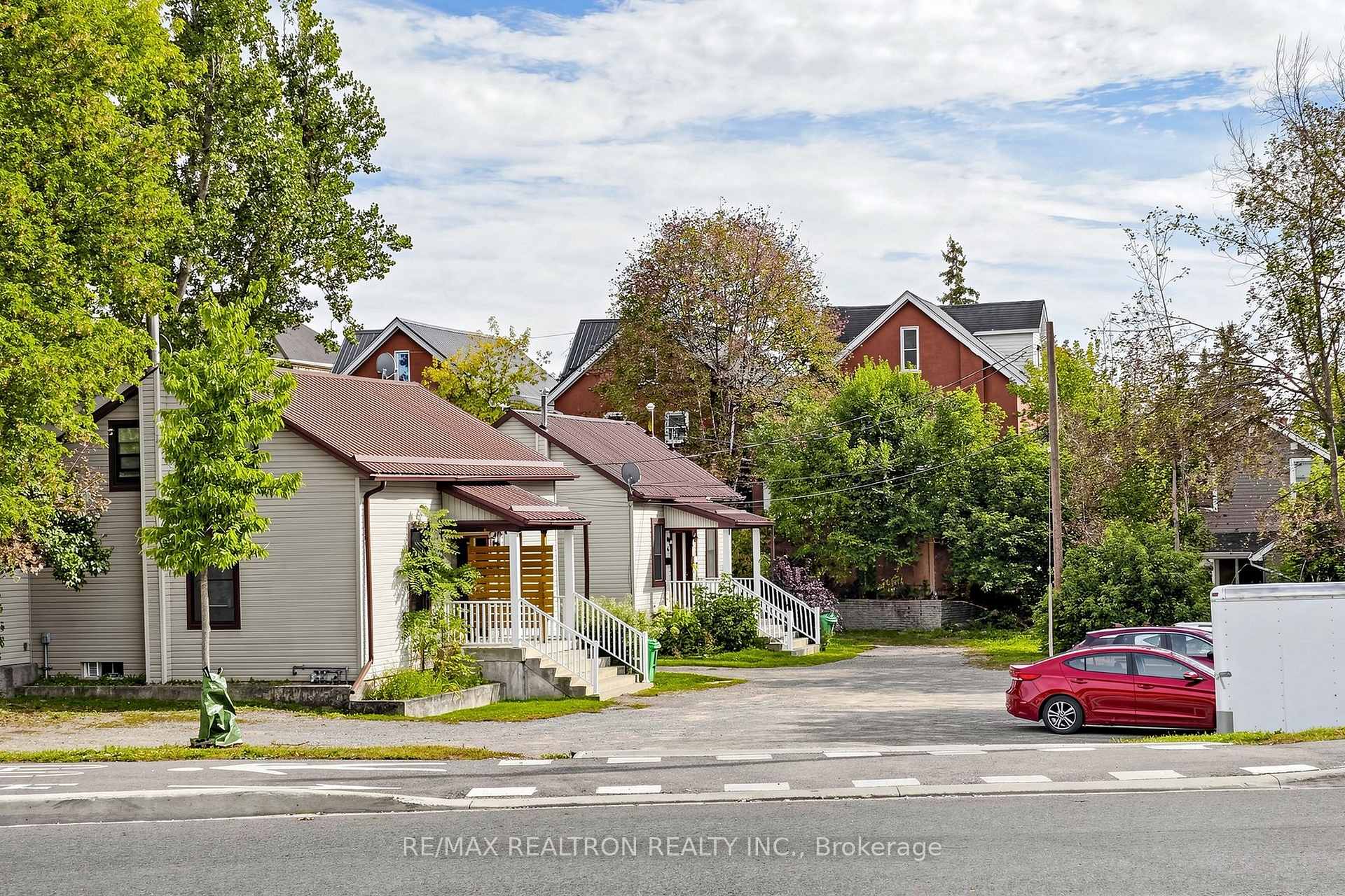 Photo of 185 Parkhill Road