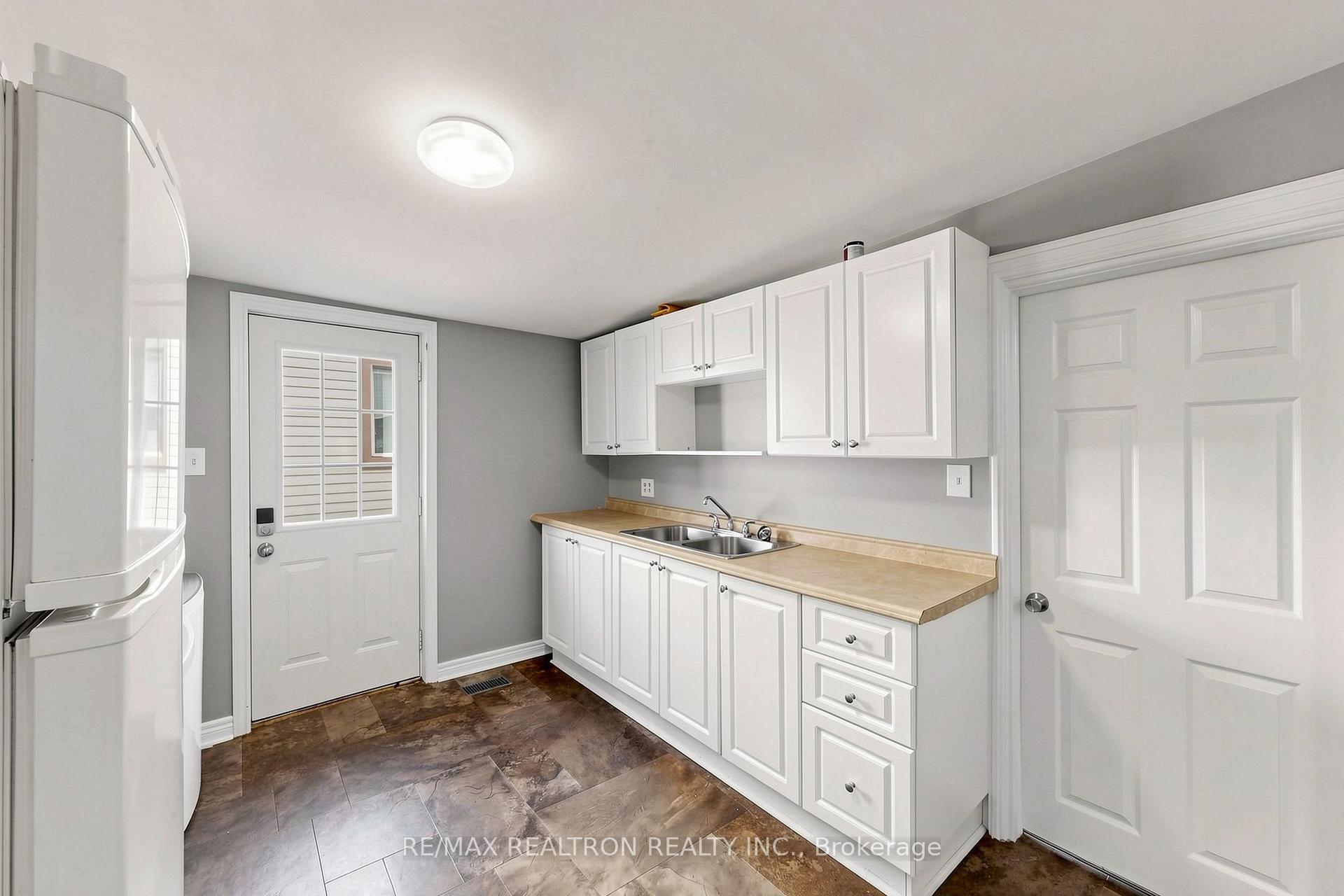 Photo 37 of 185 Parkhill Road, Peterborough, Town Ward 3 — HOMEH