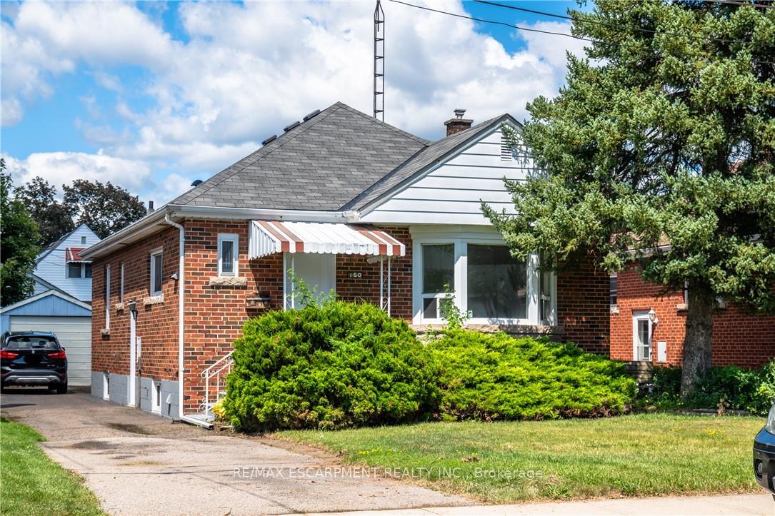 Photo 2 of 150 Beland Avenue S, Hamilton, Bartonville — HOMEH