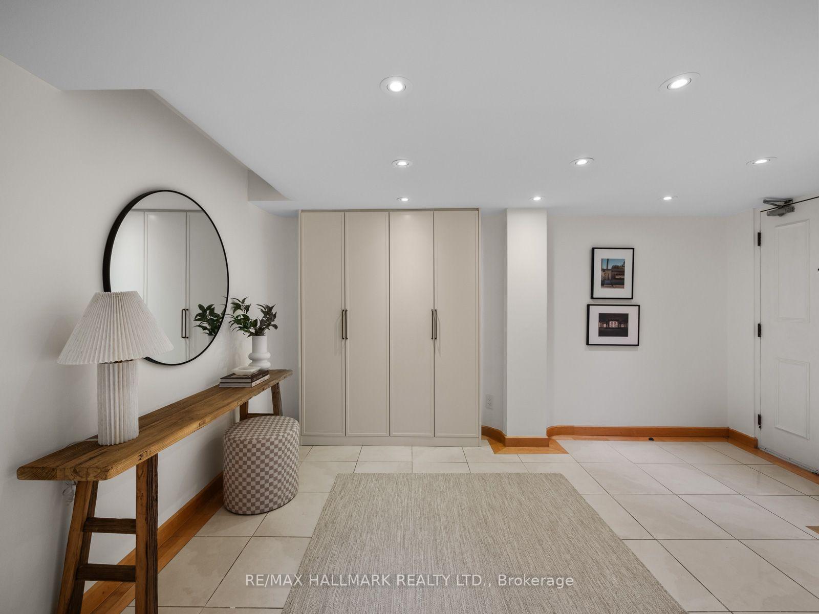 Photo 3 of Unit 305, 25 George Street, Toronto, Moss Park — HOMEH