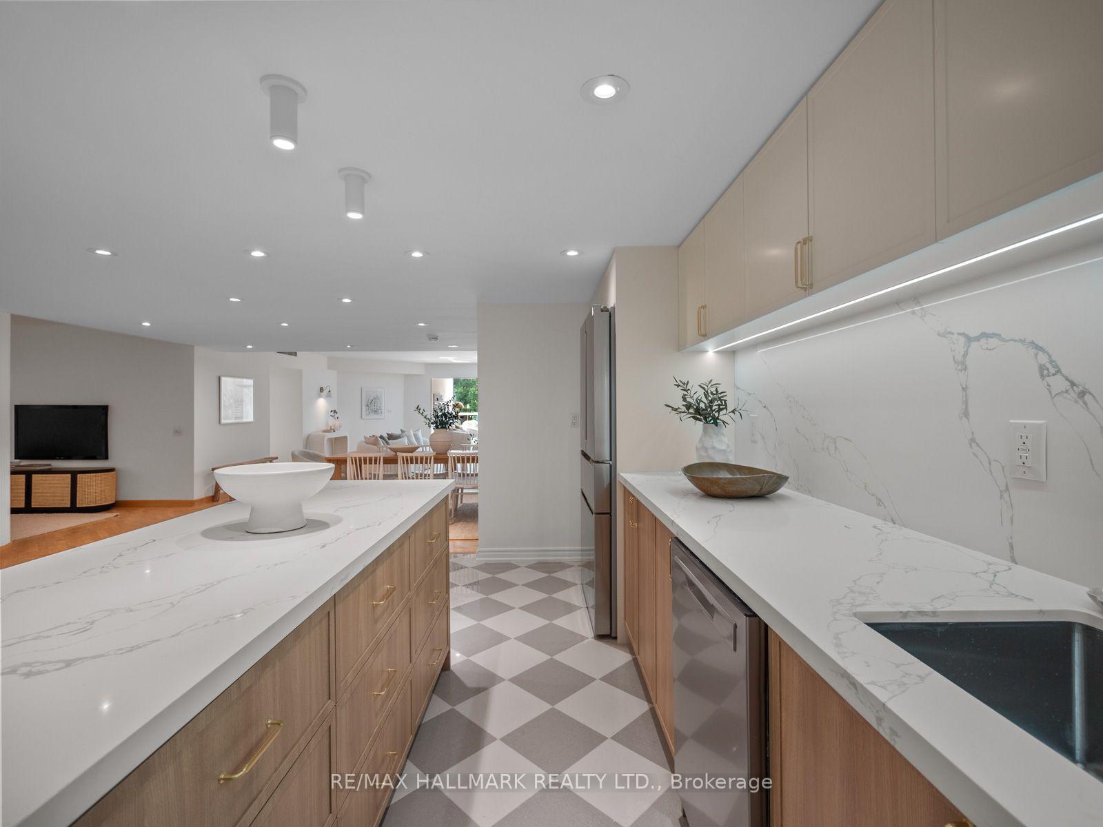 Photo 9 of Unit 305, 25 George Street, Toronto, Moss Park — HOMEH