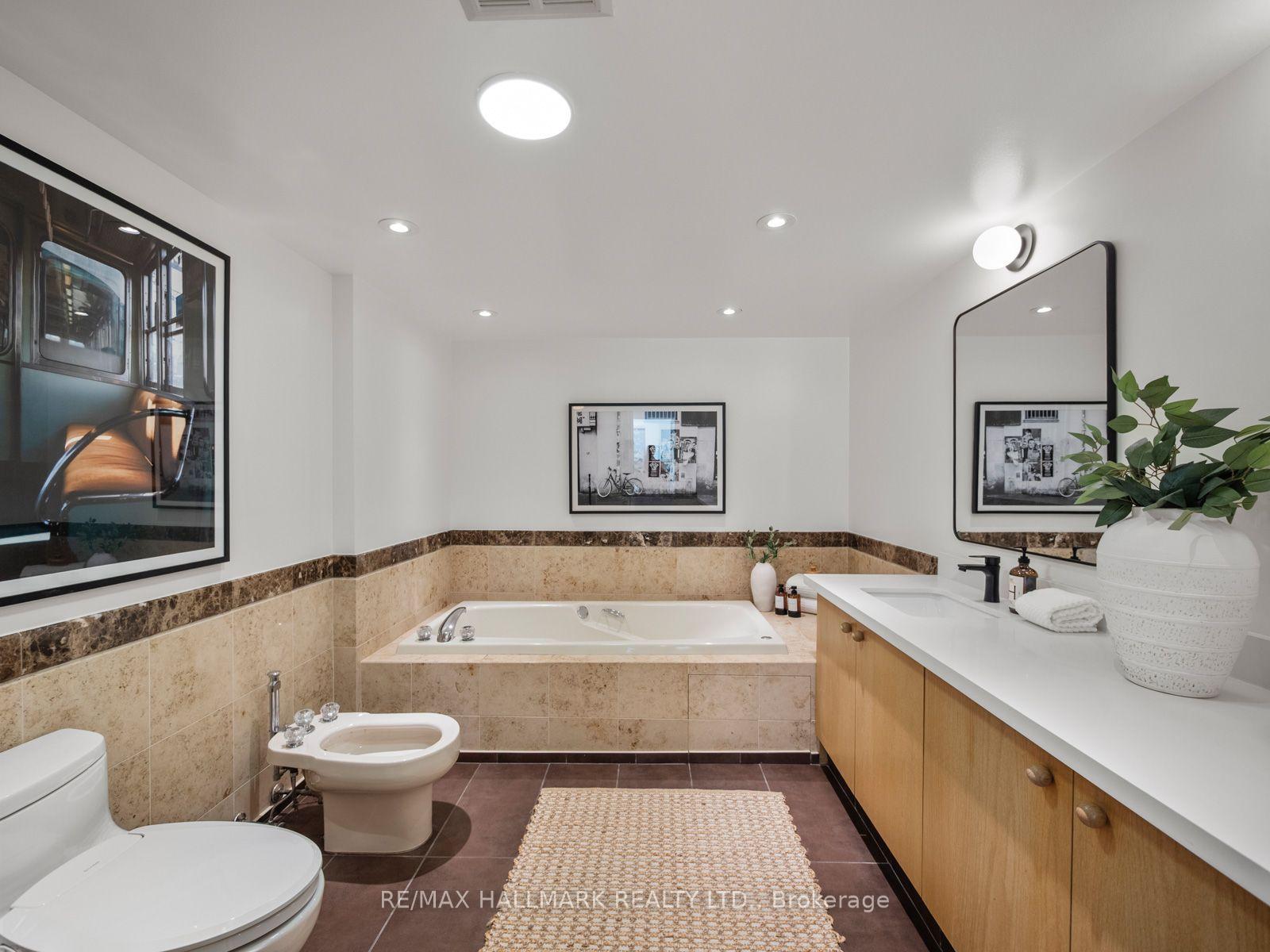 Photo 29 of Unit 305, 25 George Street, Toronto, Moss Park — HOMEH
