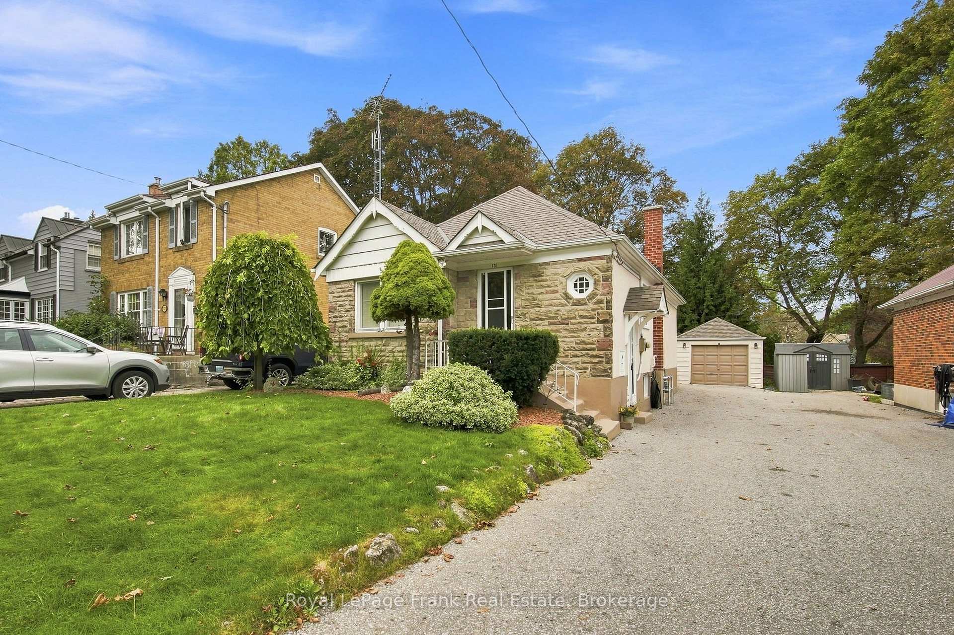 Photo 1 of 126 Lauder Road, Oshawa, O'Neill — HOMEH