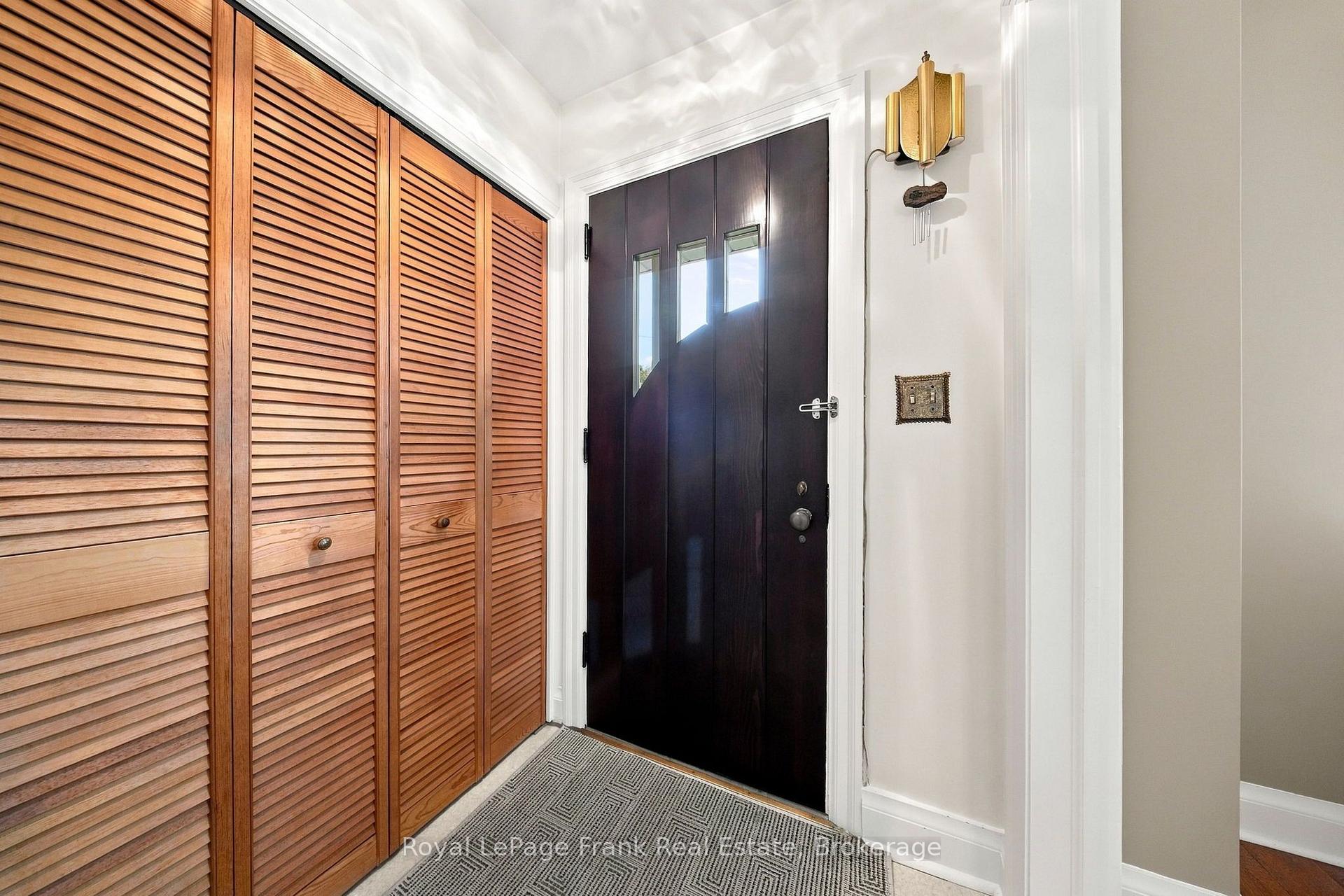 Photo 4 of 126 Lauder Road, Oshawa, O'Neill — HOMEH