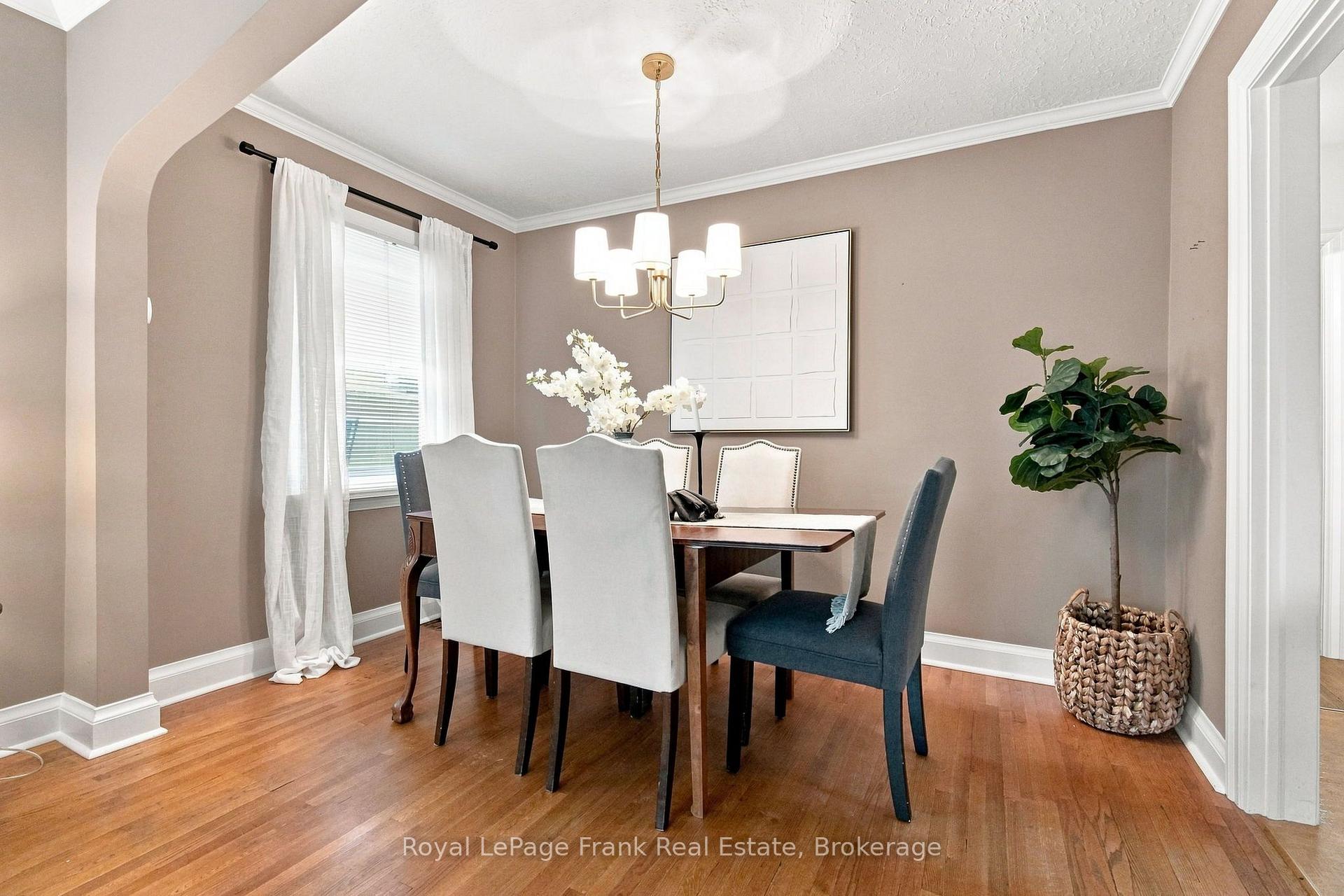 Photo 9 of 126 Lauder Road, Oshawa, O'Neill — HOMEH