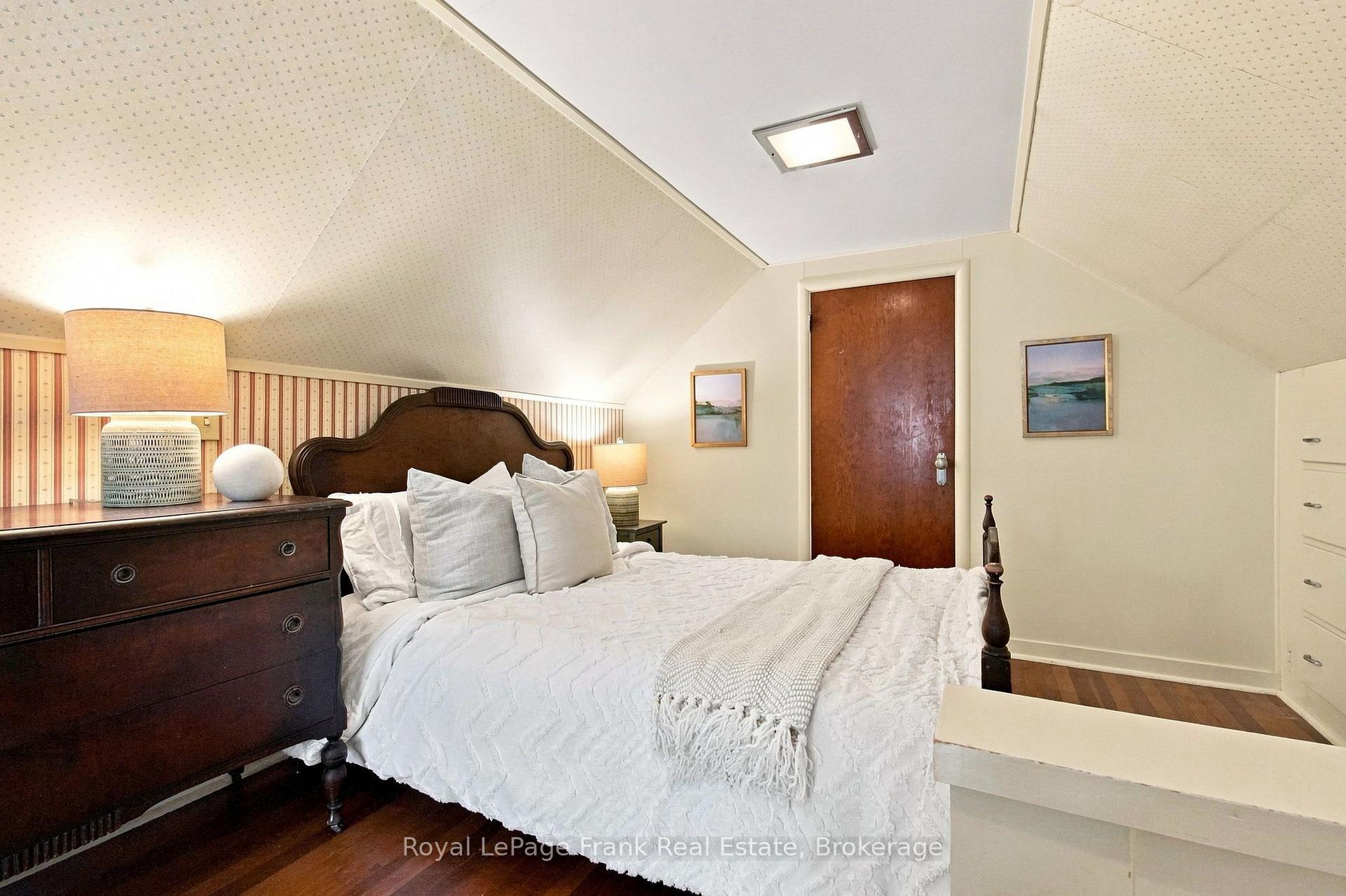 Photo 22 of 126 Lauder Road, Oshawa, O'Neill — HOMEH