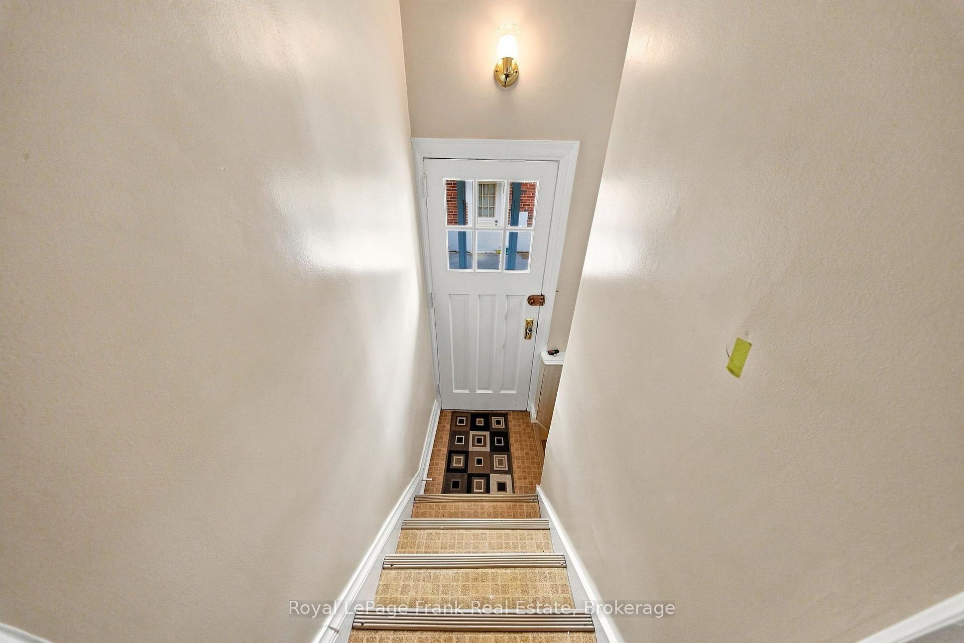 Photo 24 of 126 Lauder Road, Oshawa, O'Neill — HOMEH