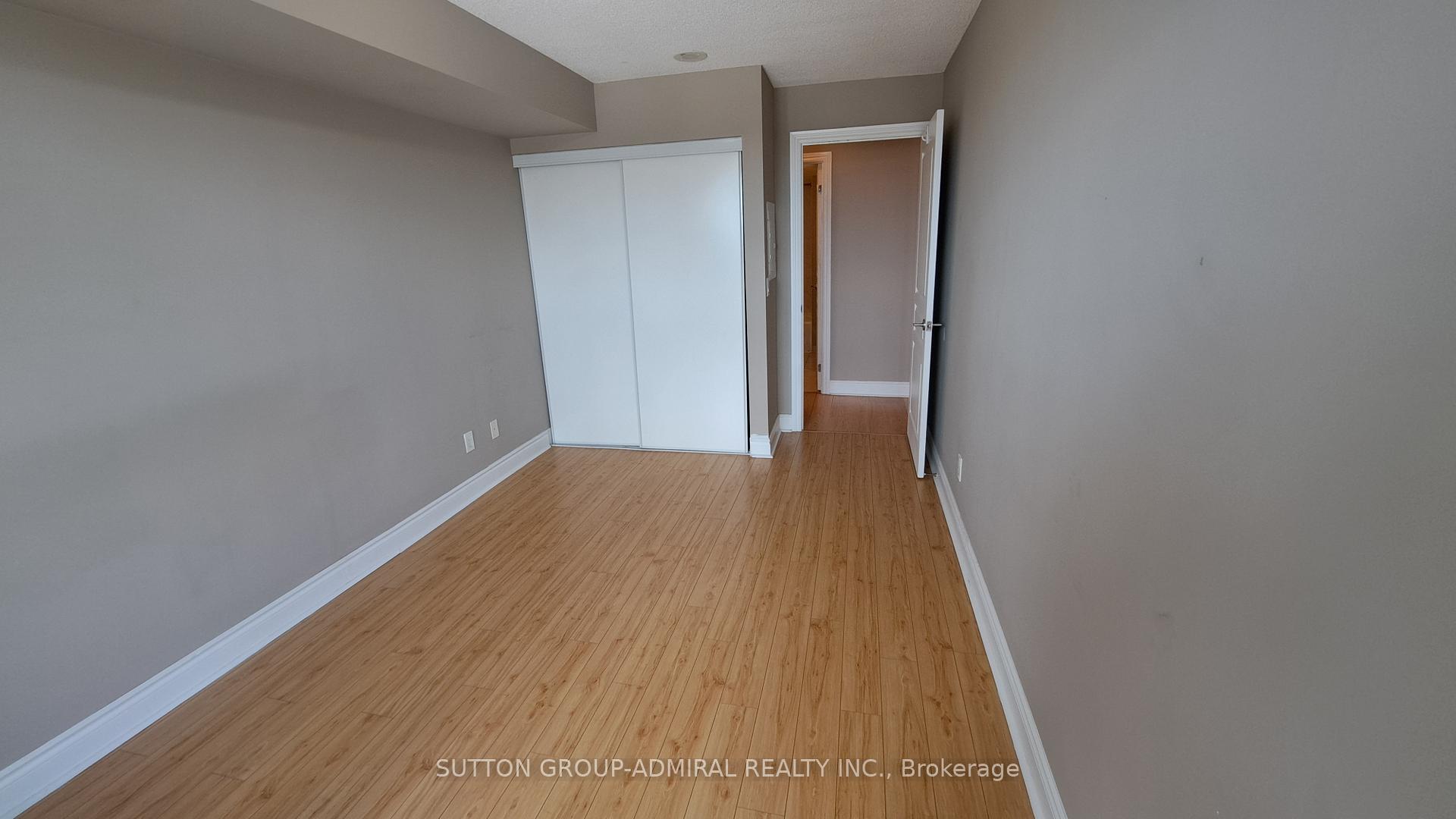 Photo 6 of Unit #1712, 7 North Park Road, Vaughan, Beverley Glen — HOMEH