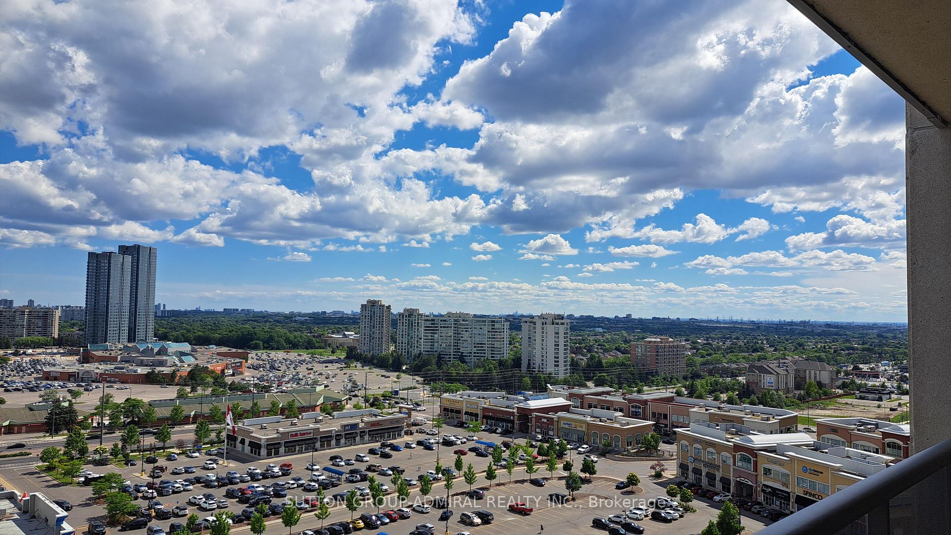 Photo 9 of Unit #1712, 7 North Park Road, Vaughan, Beverley Glen — HOMEH