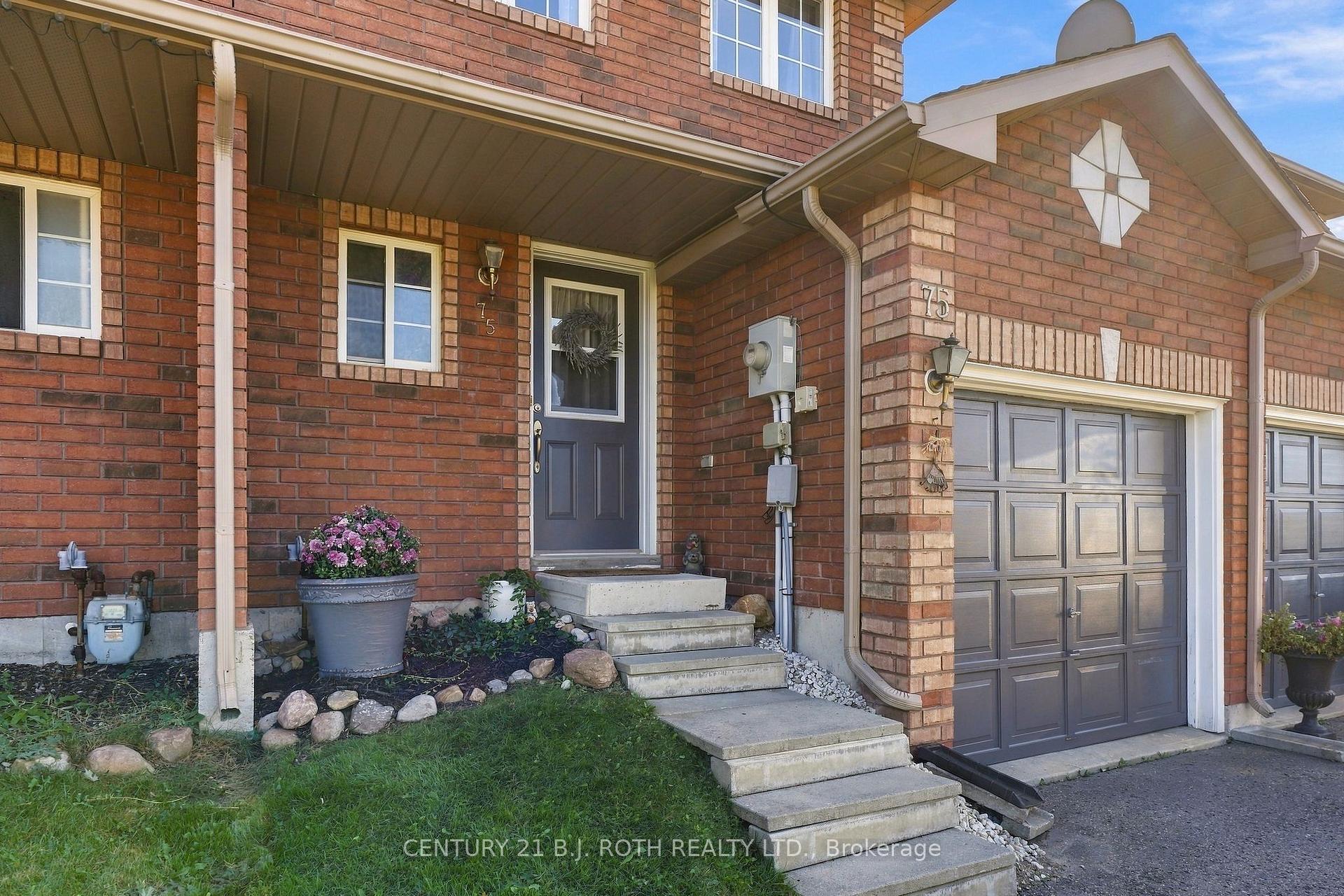 Photo 2 of 75 Courtney Crescent, Barrie, Painswick South — HOMEH