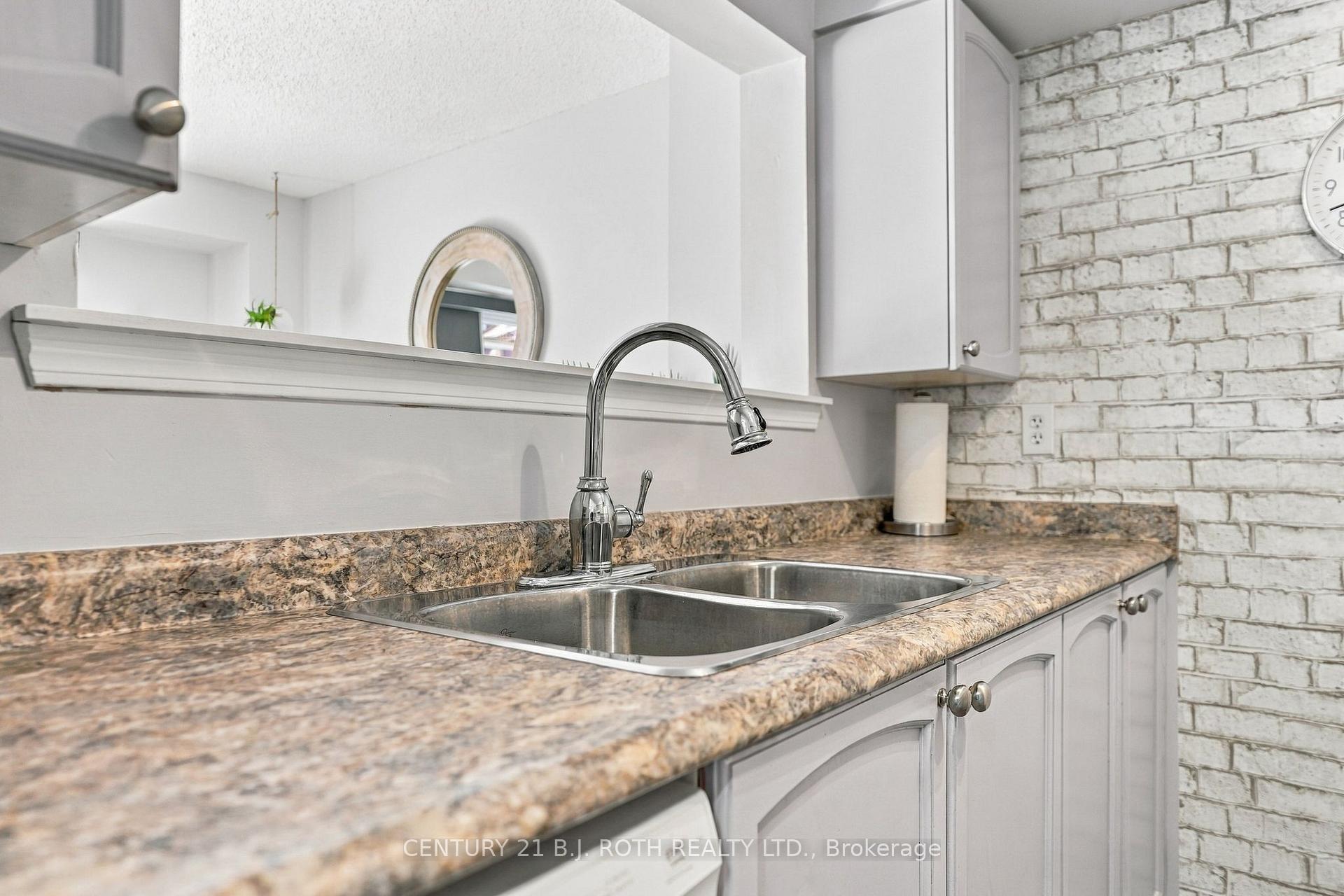 Photo 7 of 75 Courtney Crescent, Barrie, Painswick South — HOMEH
