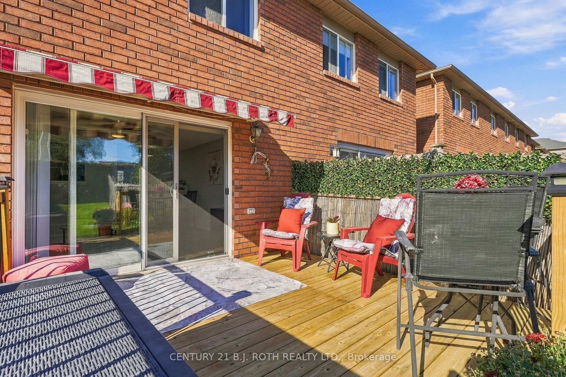 Photo 32 of 75 Courtney Crescent, Barrie, Painswick South — HOMEH